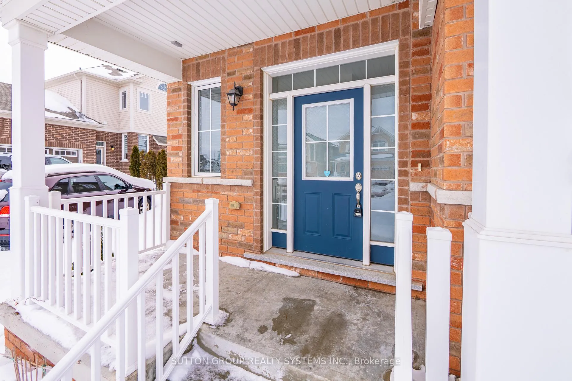 Photo 38 of 693 Doon South Drive, Kitchener, Doon South — HOMEH