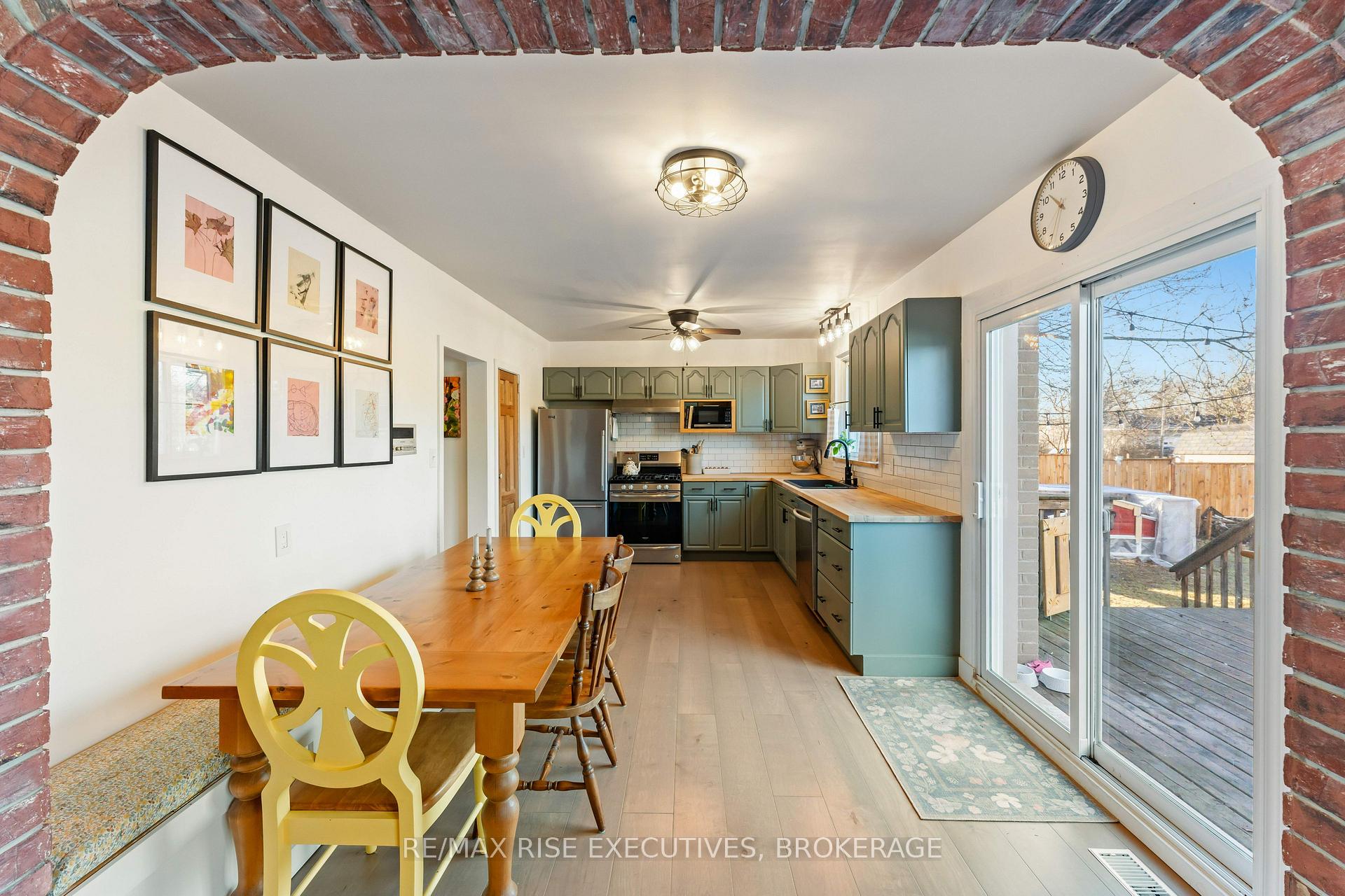 Photo 9 of 1267 Leyton Avenue, Kingston, City Northwest — HOMEH