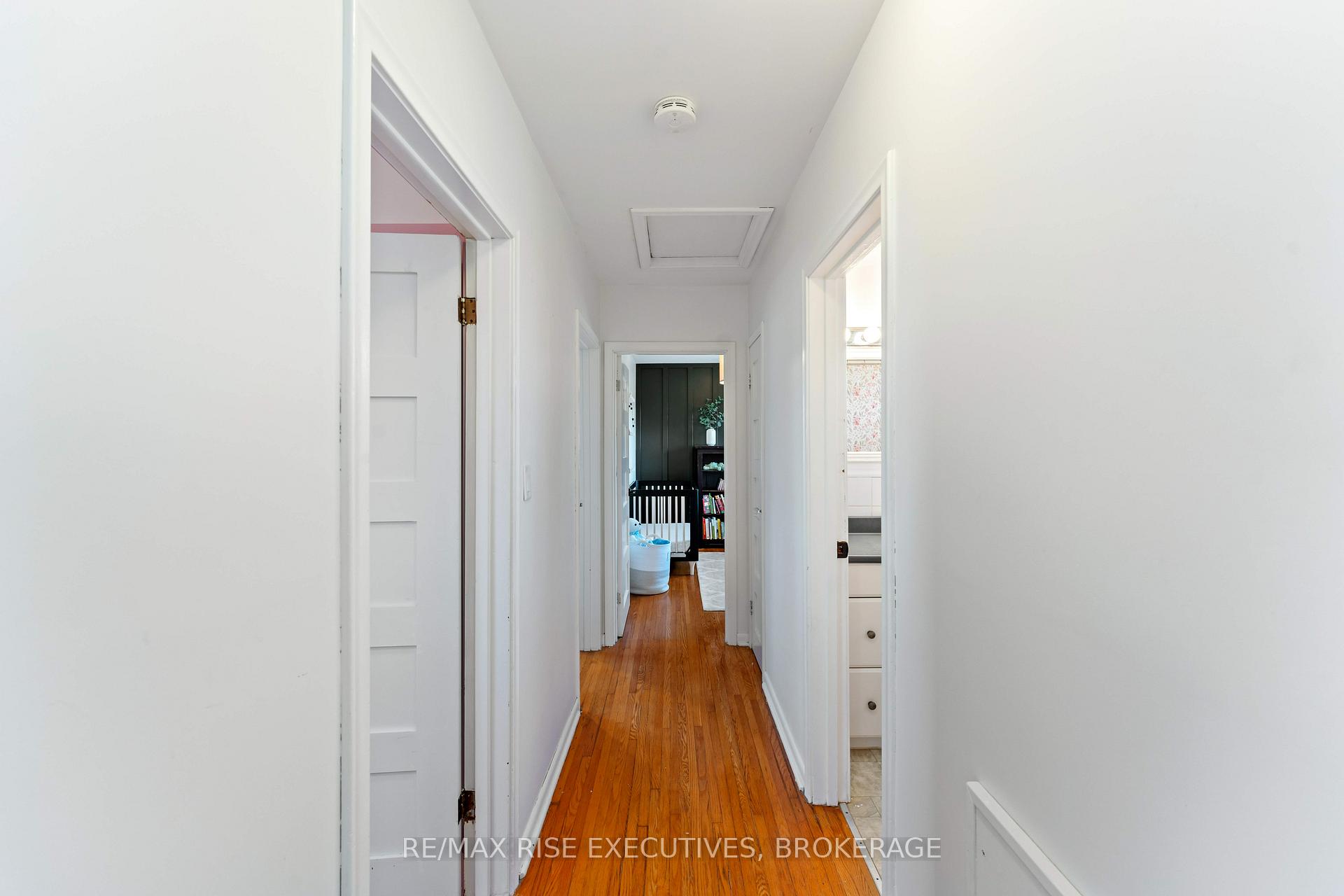Photo 14 of 1267 Leyton Avenue, Kingston, City Northwest — HOMEH