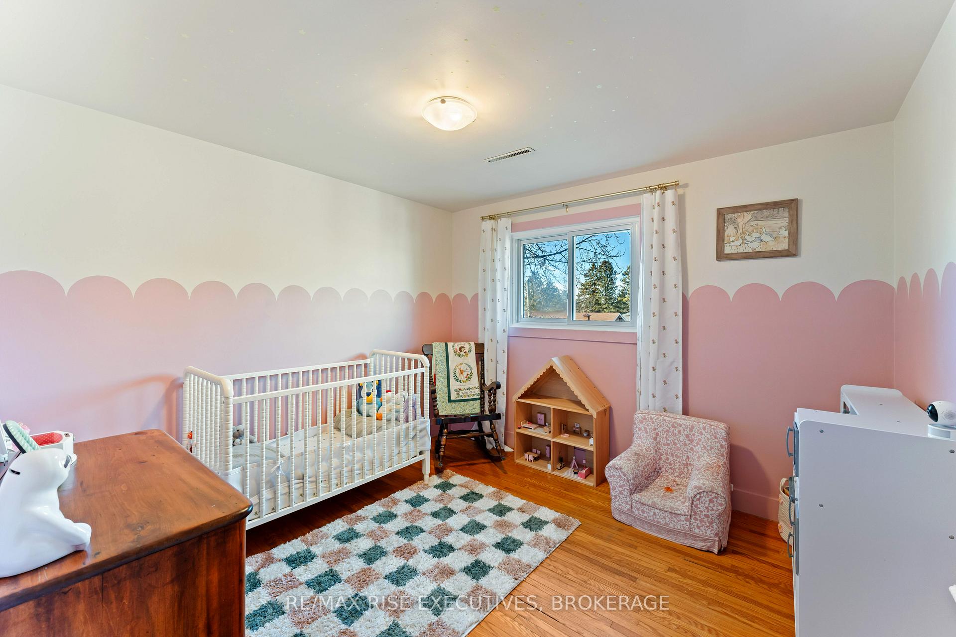 Photo 15 of 1267 Leyton Avenue, Kingston, City Northwest — HOMEH