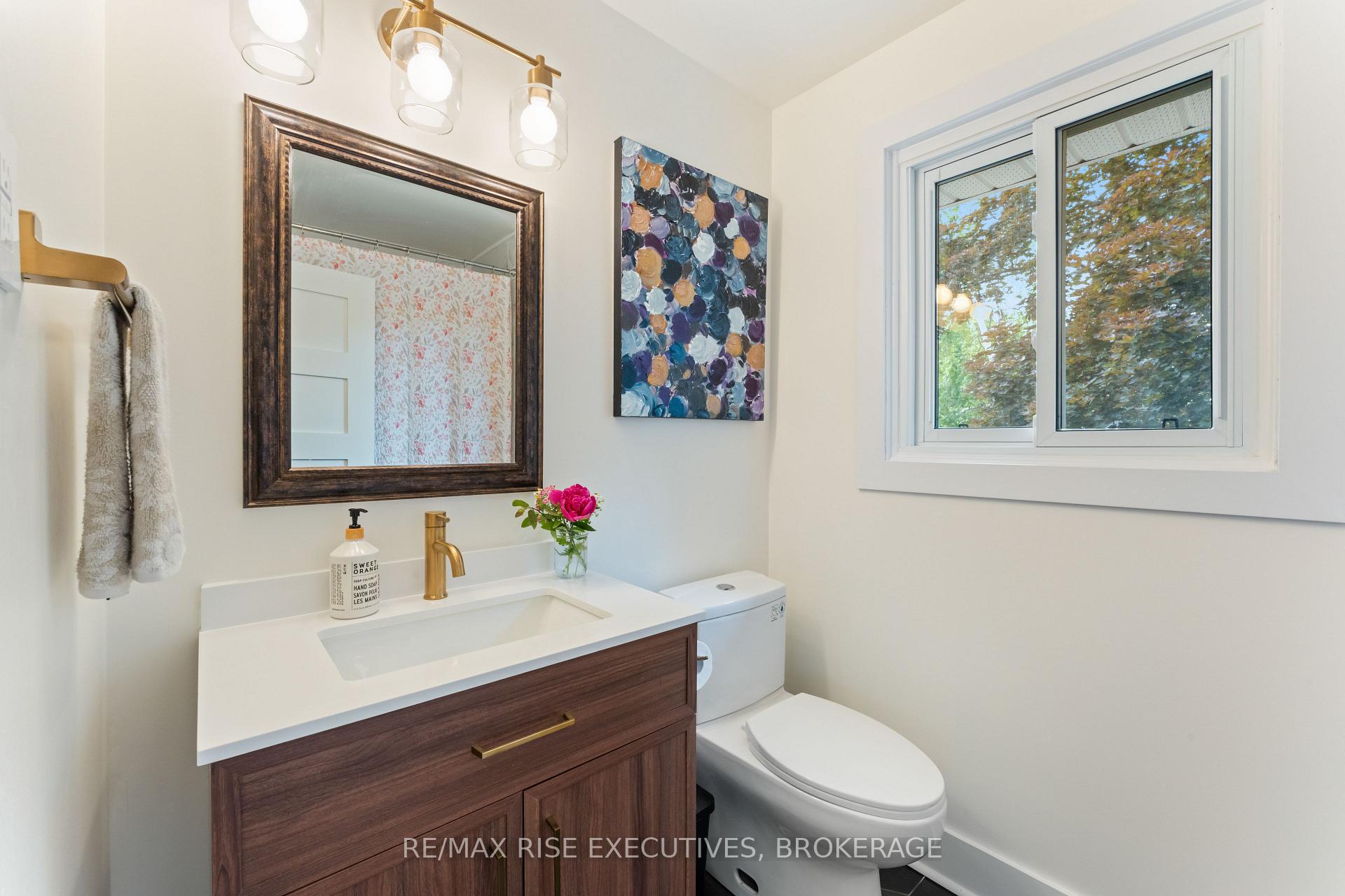 Photo 21 of 1267 Leyton Avenue, Kingston, City Northwest — HOMEH