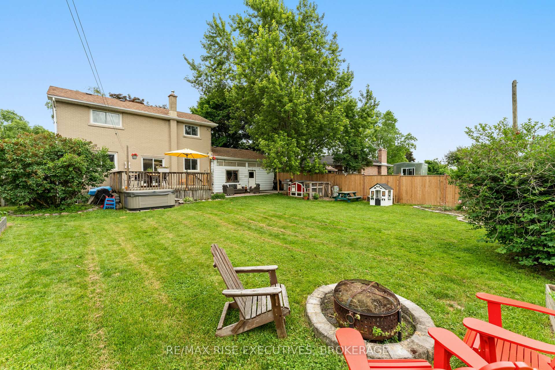 Photo 22 of 1267 Leyton Avenue, Kingston, City Northwest — HOMEH