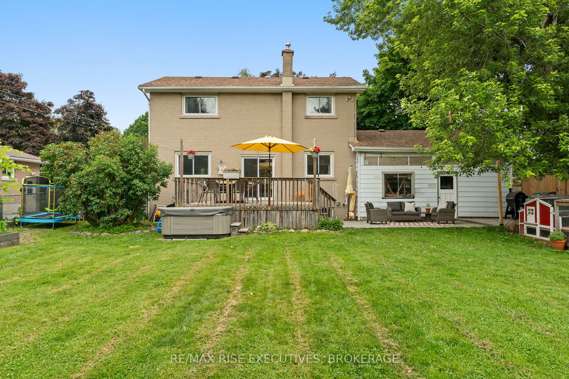 Photo 26 of 1267 Leyton Avenue, Kingston, City Northwest — HOMEH