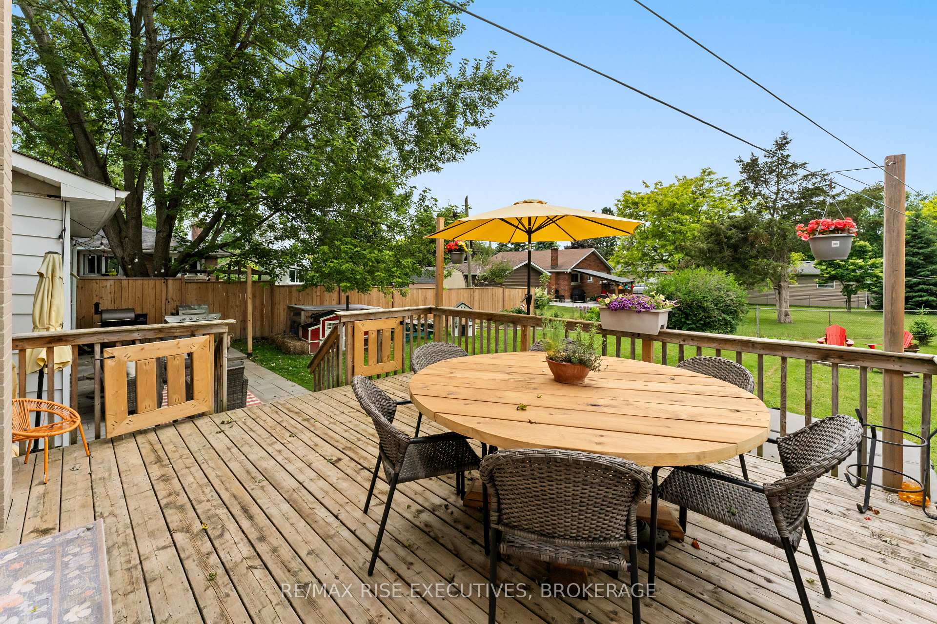 Photo 33 of 1267 Leyton Avenue, Kingston, City Northwest — HOMEH