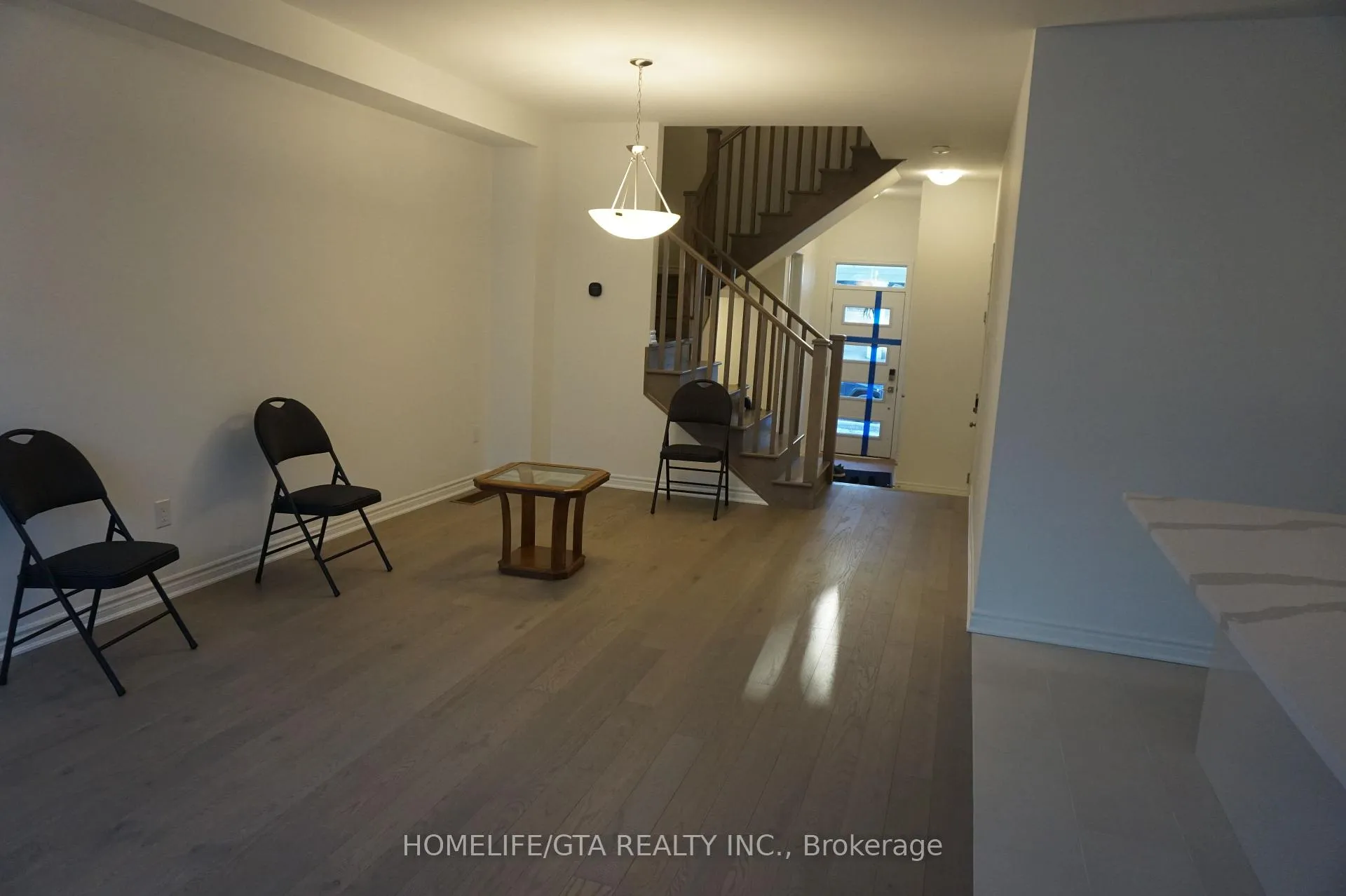 Photo 7 of 3210 Chimney Swift Crescent, Pickering, Rural Pickering — HOMEH