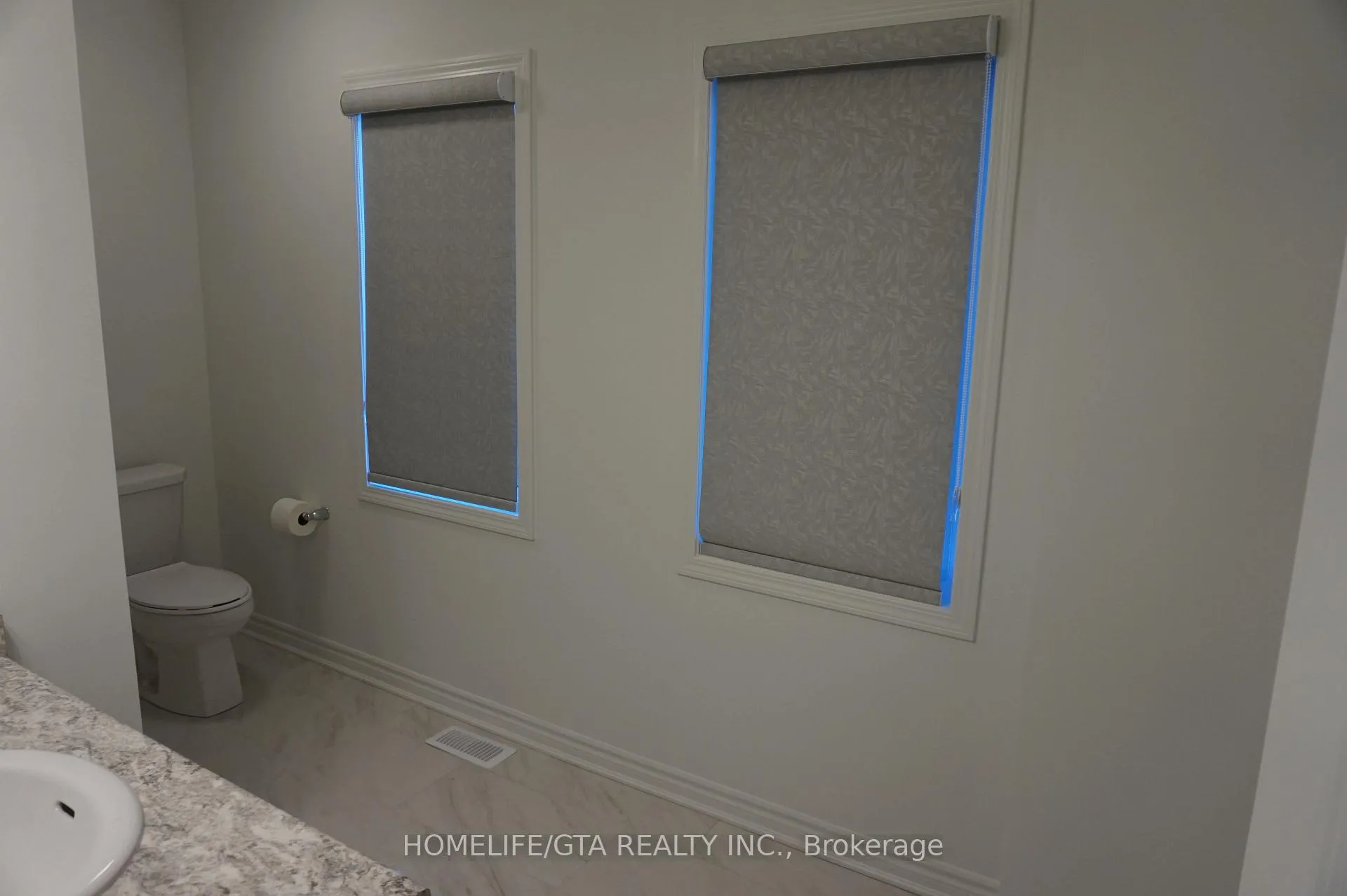 Photo 16 of 3210 Chimney Swift Crescent, Pickering, Rural Pickering — HOMEH