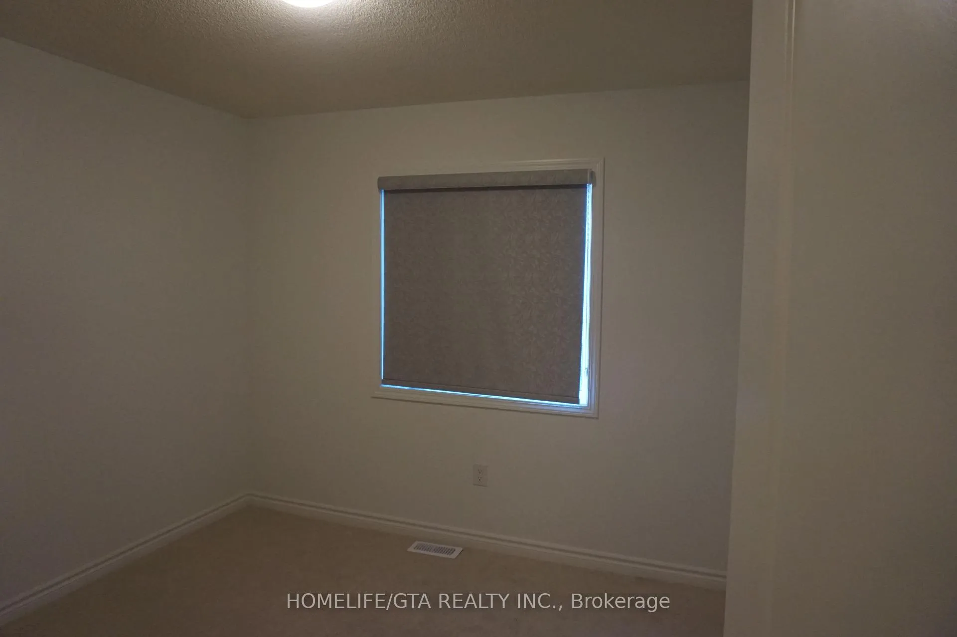 Photo 26 of 3210 Chimney Swift Crescent, Pickering, Rural Pickering — HOMEH
