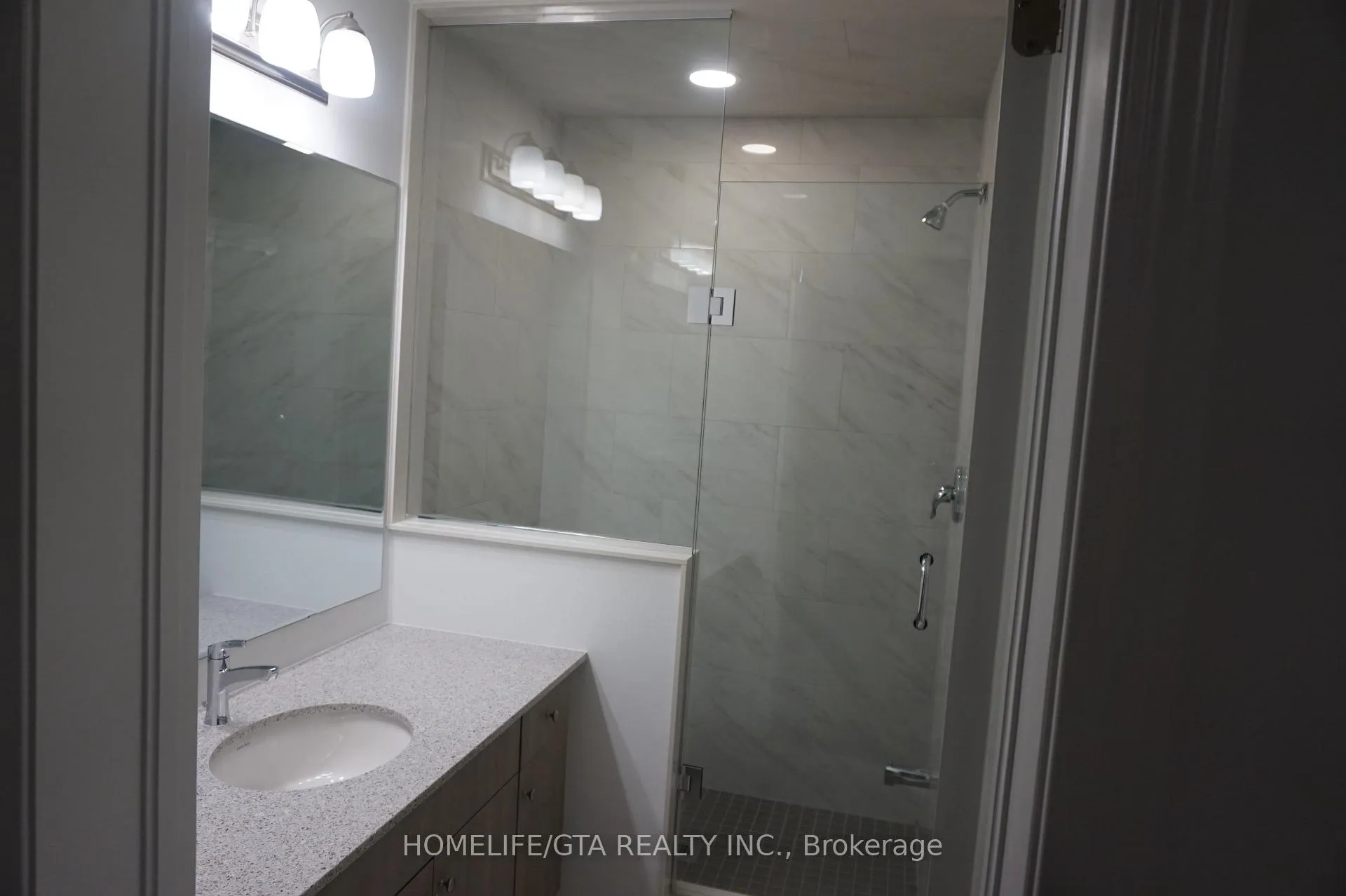Photo 32 of 3210 Chimney Swift Crescent, Pickering, Rural Pickering — HOMEH