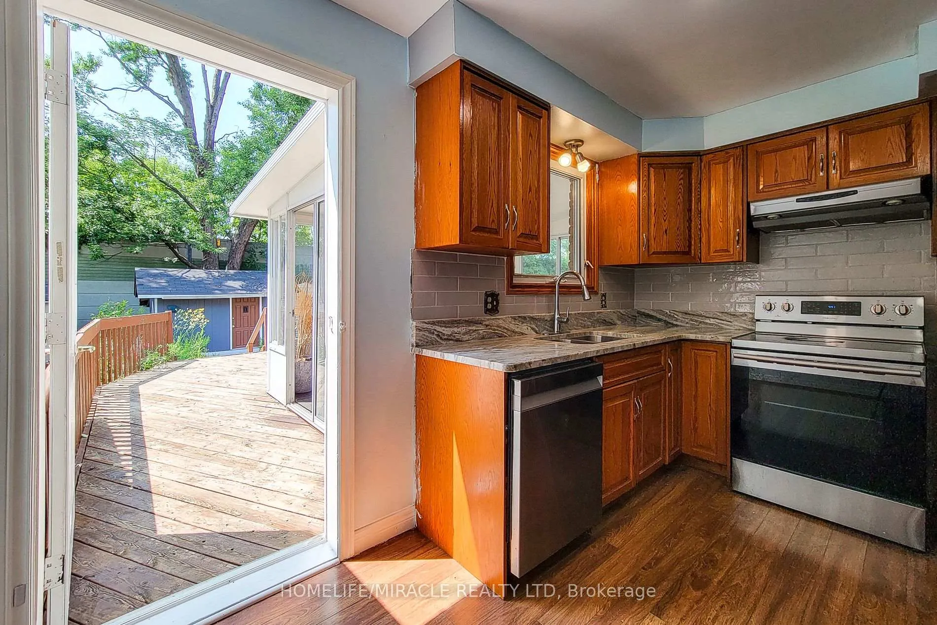 Photo 22 of 4433 Meadowvale Drive, Niagara Falls, Morrison — HOMEH