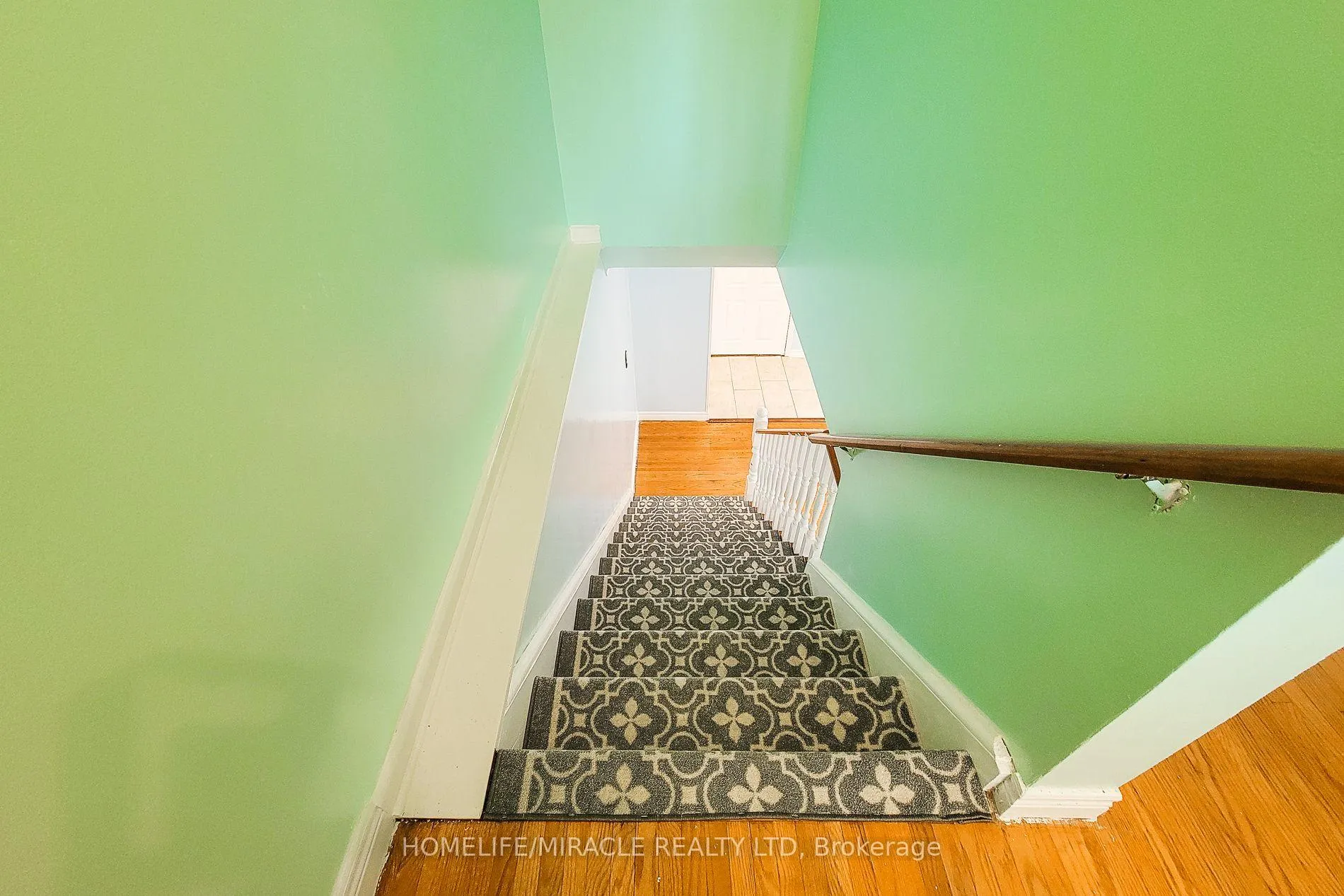 Photo 29 of 4433 Meadowvale Drive, Niagara Falls, Morrison — HOMEH