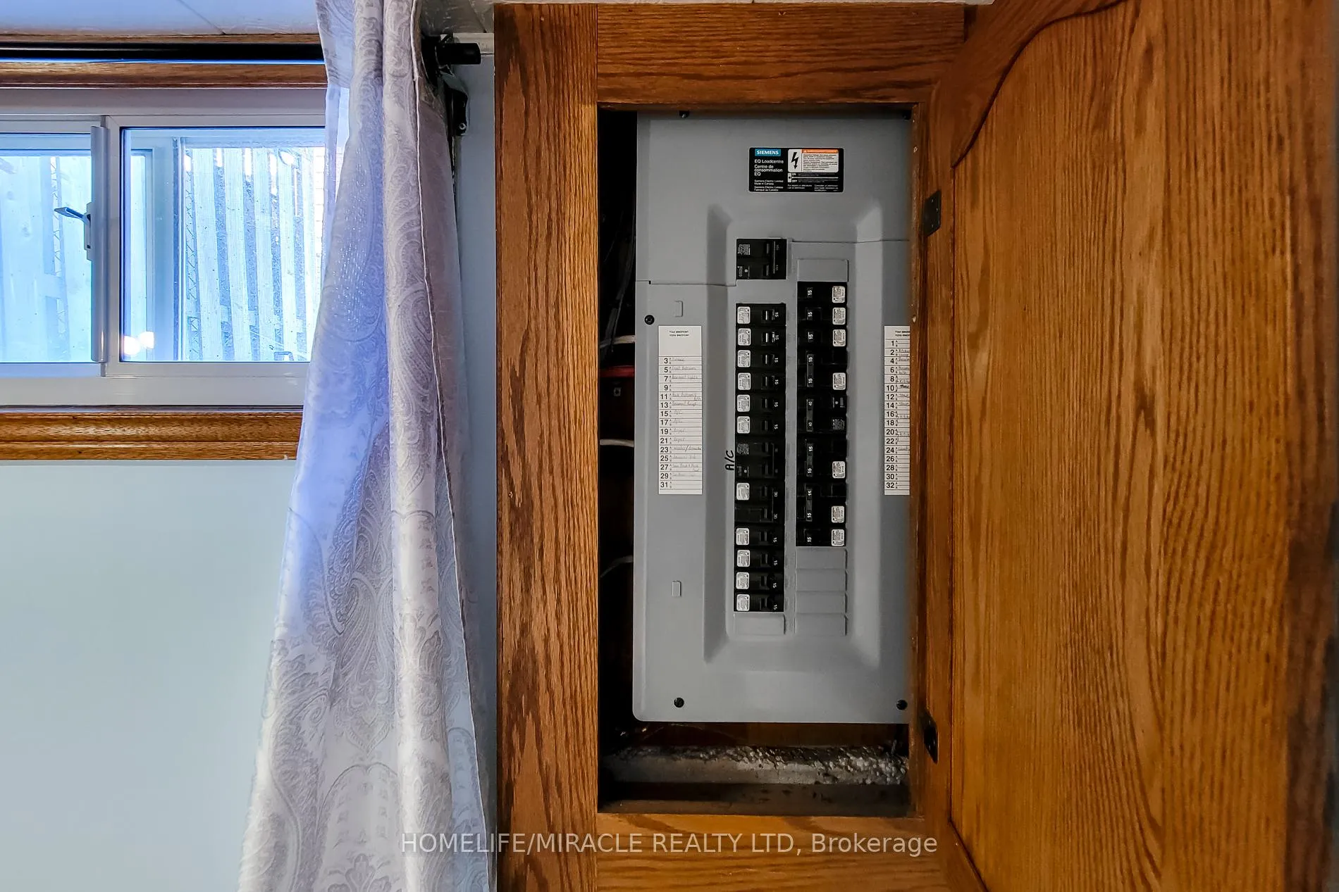 Photo 38 of 4433 Meadowvale Drive, Niagara Falls, Morrison — HOMEH