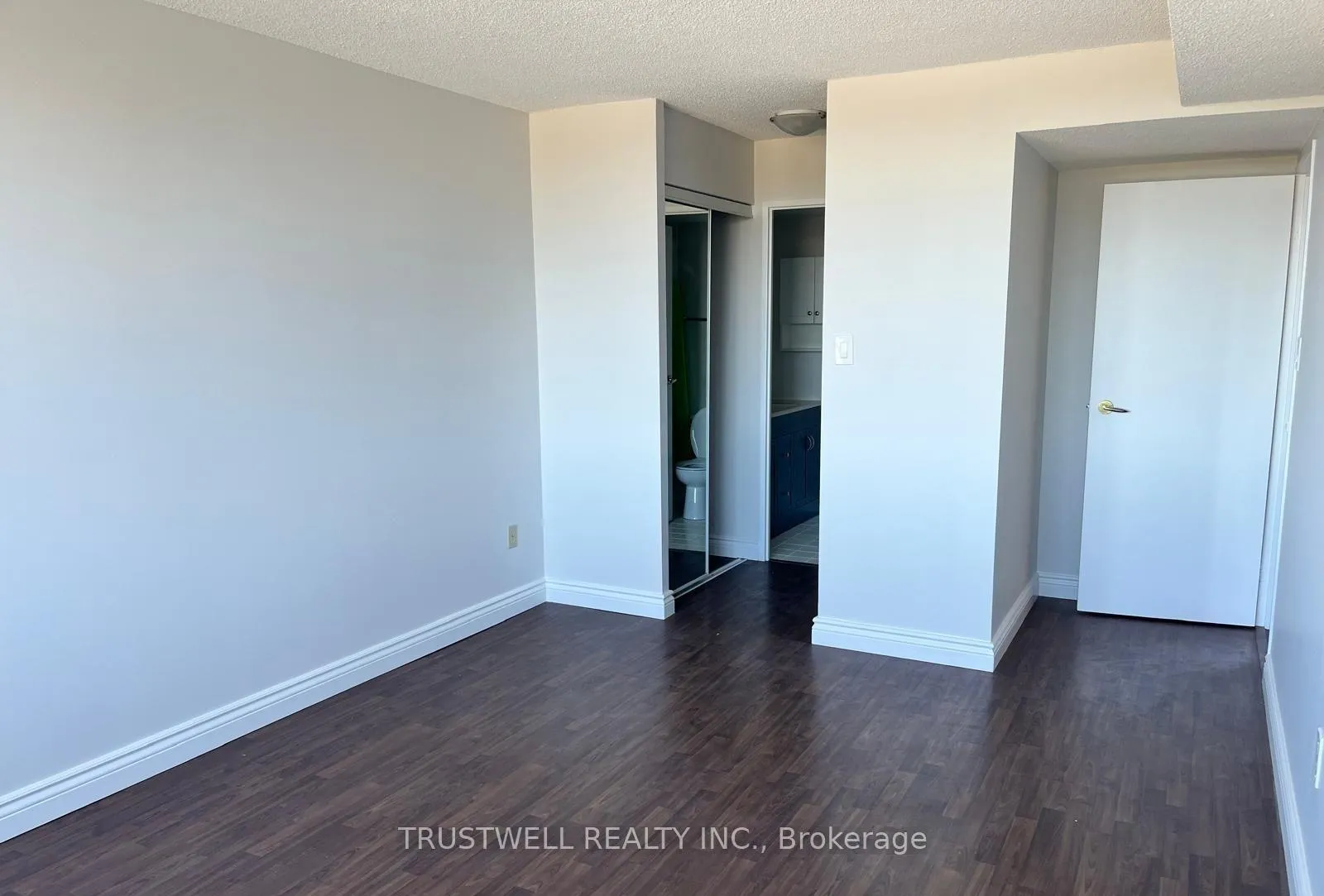 Photo 13 of Unit 1710, 10 Markbrook Lane, Etobicoke, Mount Olive-Silverstone-Jamestown — HOMEH