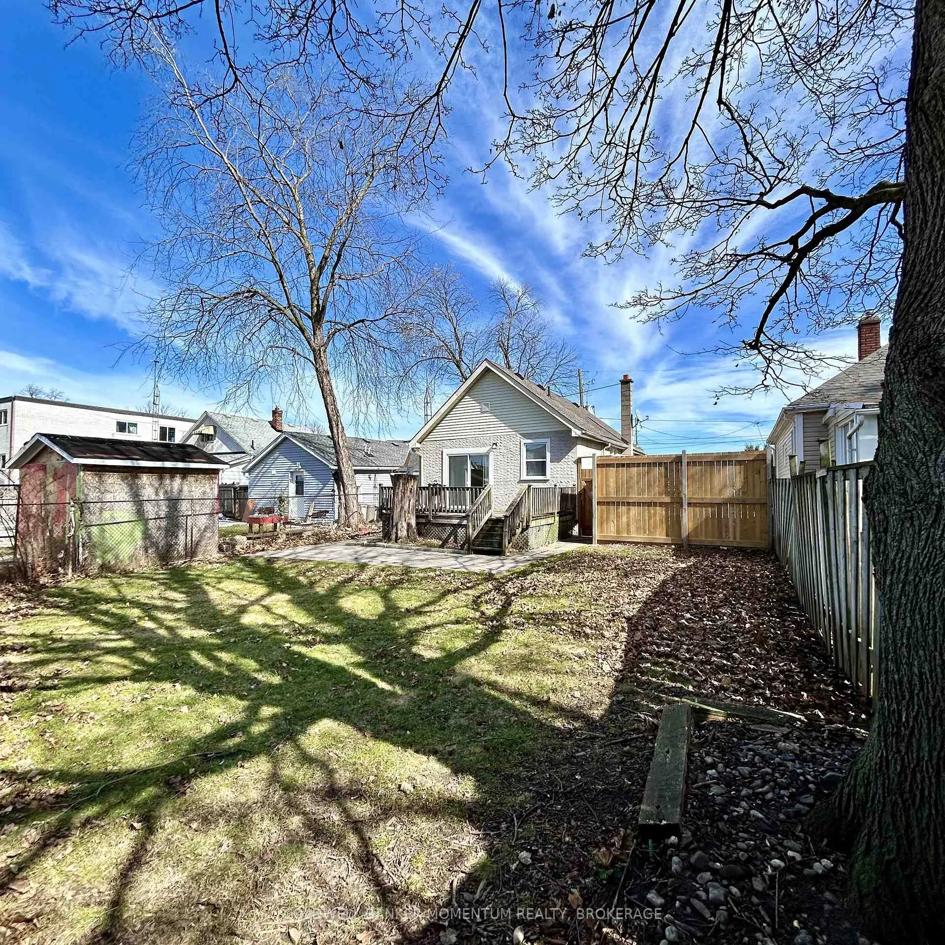 Photo 35 of 11 Greenlaw Place, St. Catharines, Downtown — HOMEH