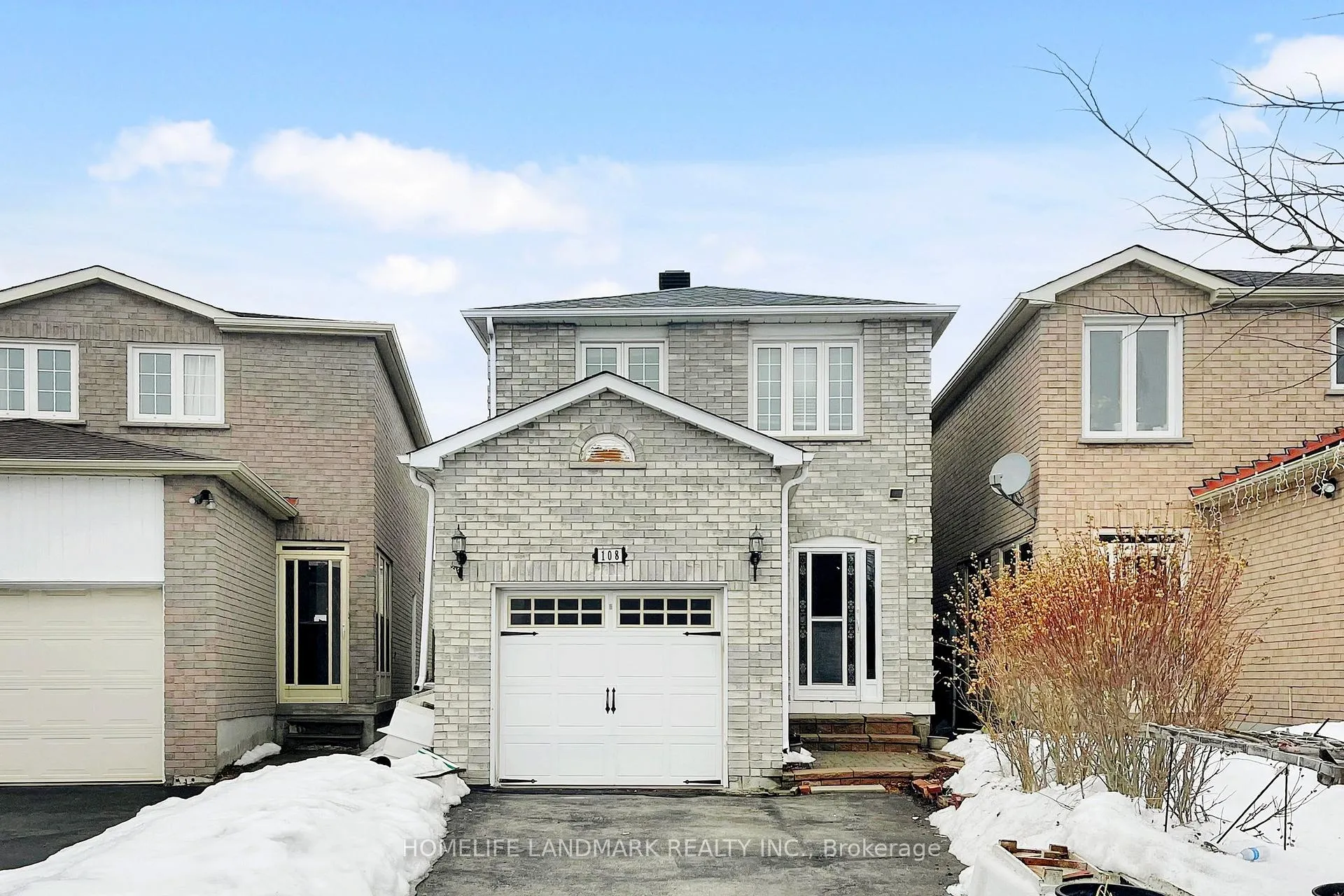 Photo 4 of 108 Miles Farm Road, Markham, Middlefield — HOMEH