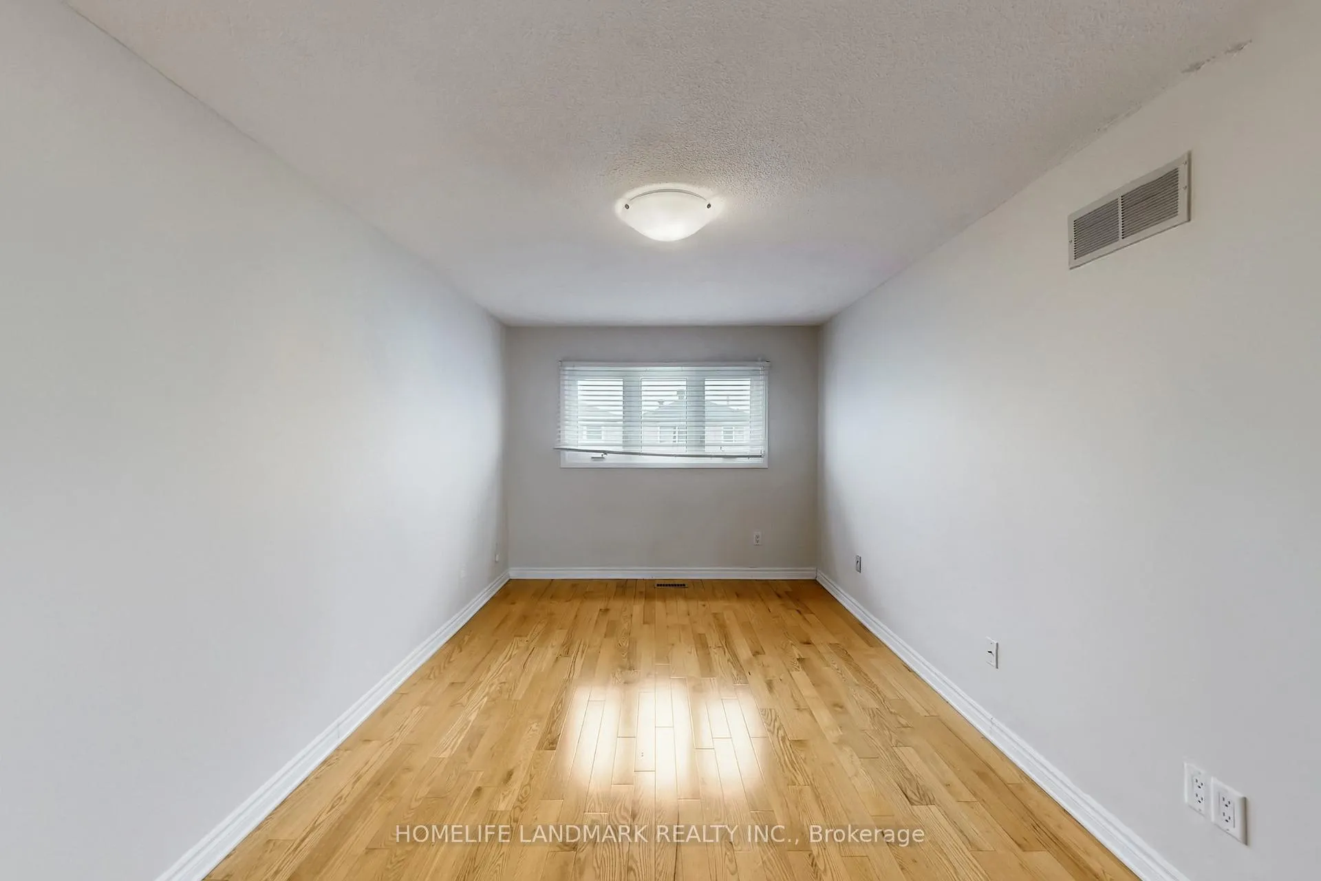 Photo 30 of 108 Miles Farm Road, Markham, Middlefield — HOMEH