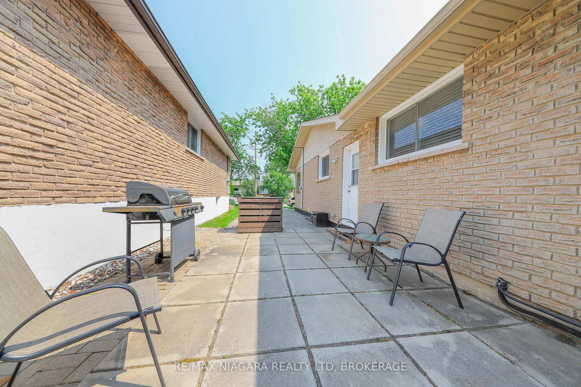 Photo 22 of 42 Seymour Avenue, St. Catharines, Secord Woods — HOMEH