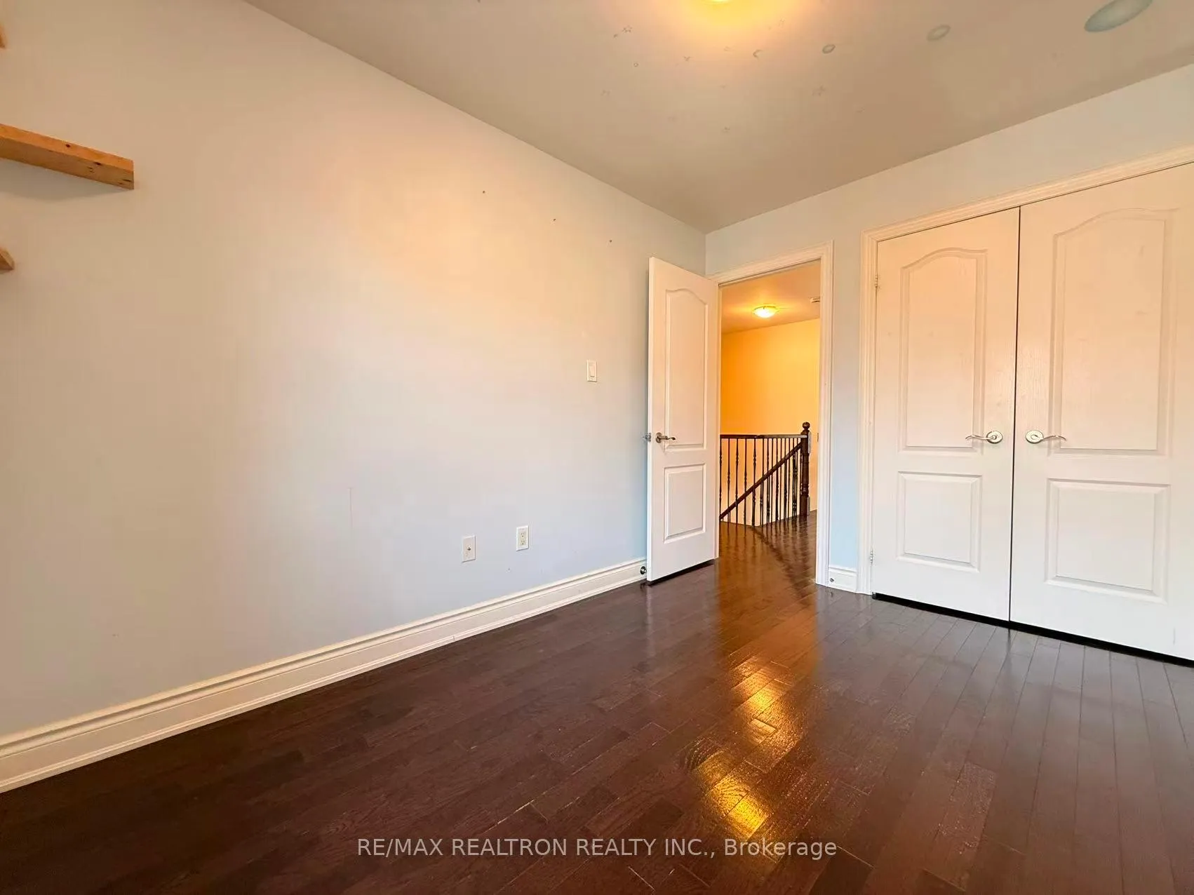 Photo 22 of 19 Golden Spruce Lane, Vaughan, Maple — HOMEH