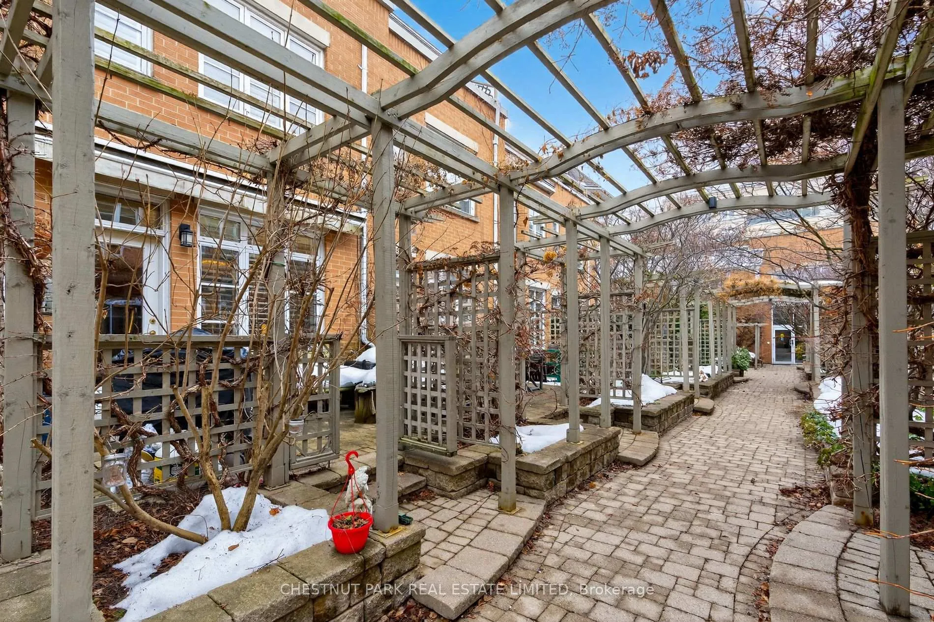 Photo 25 of 14 Charlesworth Lane, Toronto, Rosedale-Moore Park — HOMEH