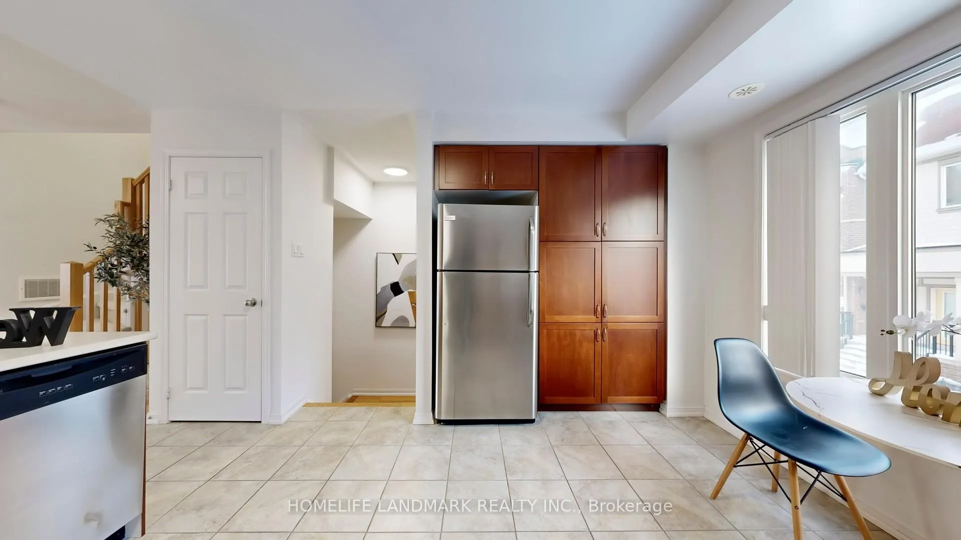 Photo 23 of 55 Burton Howard Drive, Aurora, Bayview Northeast — HOMEH