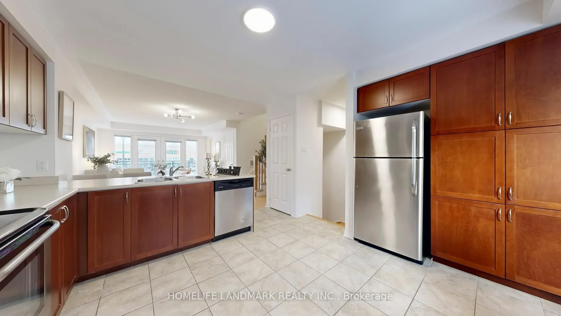 Photo 24 of 55 Burton Howard Drive, Aurora, Bayview Northeast — HOMEH