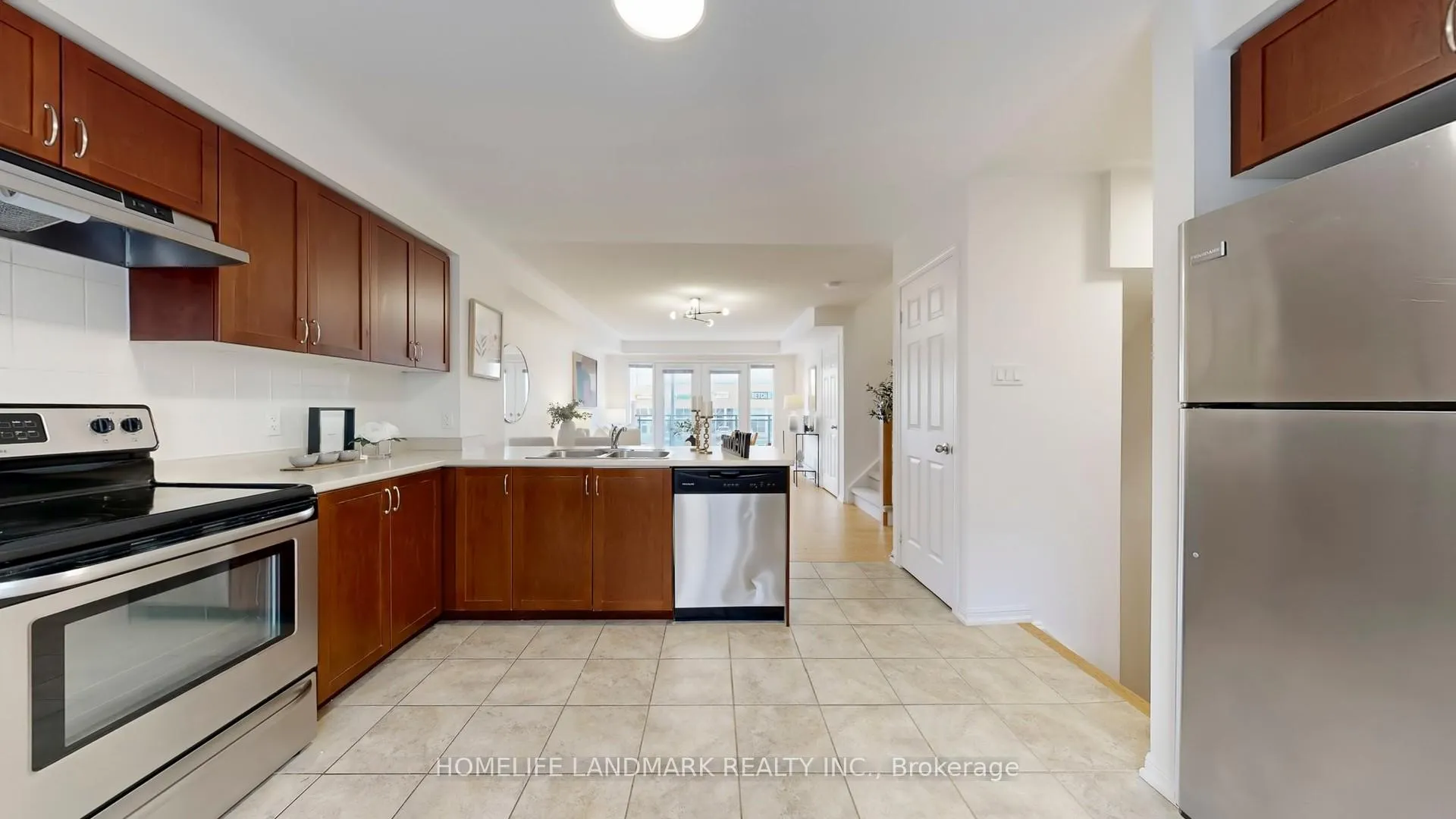 Photo 25 of 55 Burton Howard Drive, Aurora, Bayview Northeast — HOMEH