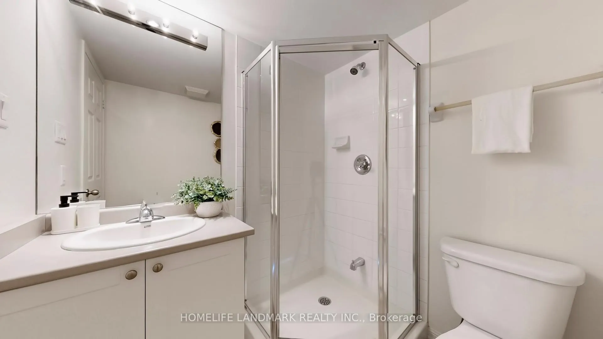 Photo 35 of 55 Burton Howard Drive, Aurora, Bayview Northeast — HOMEH
