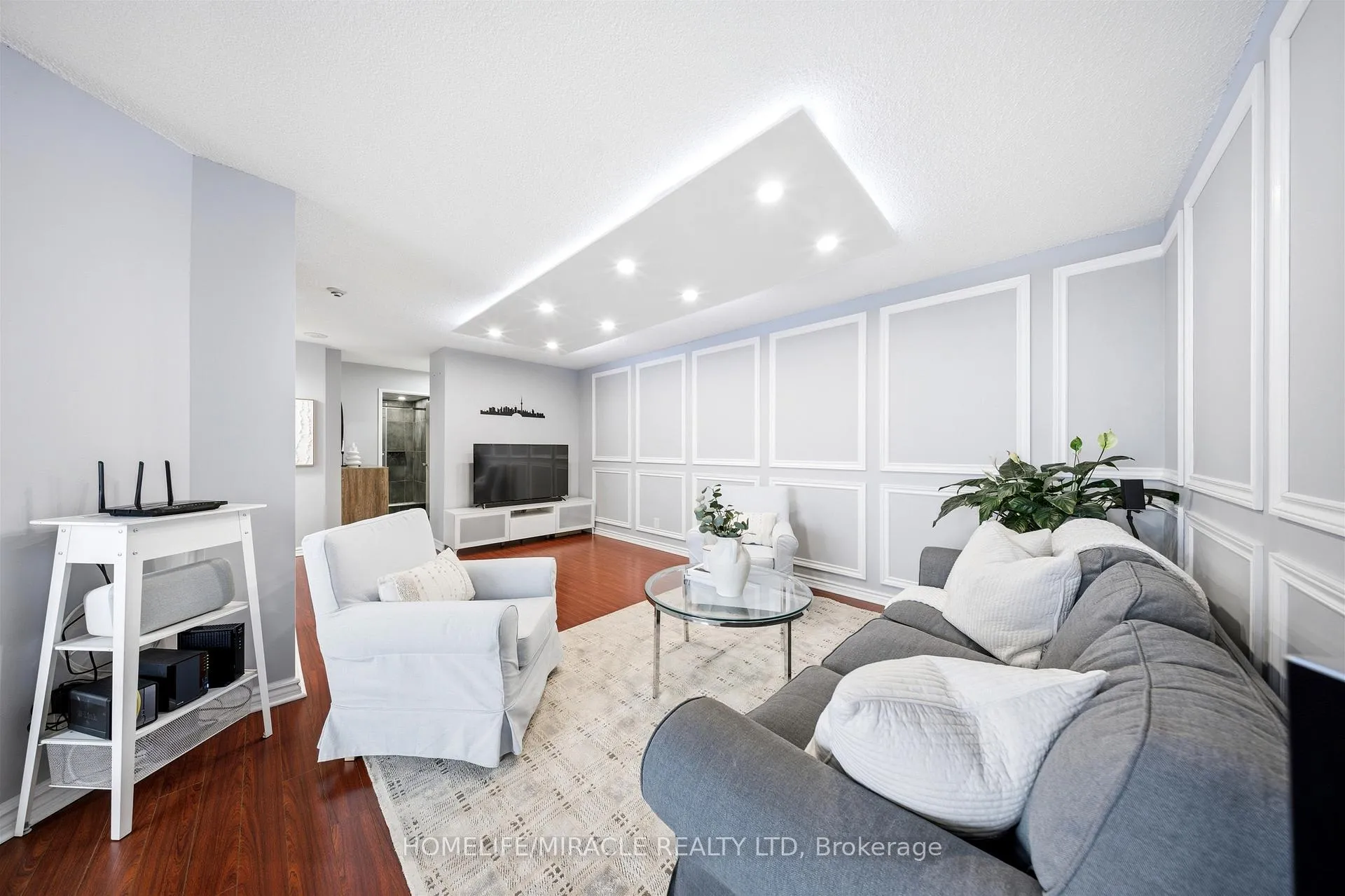 Photo 10 of Unit 1705, 41 Markbrook Lane, Etobicoke, Mount Olive-Silverstone-Jamestown — HOMEH