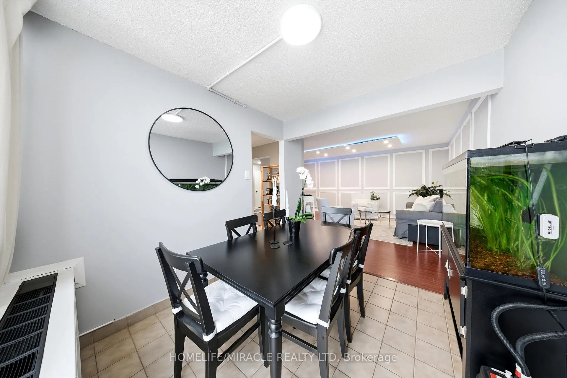 Photo 13 of Unit 1705, 41 Markbrook Lane, Etobicoke, Mount Olive-Silverstone-Jamestown — HOMEH