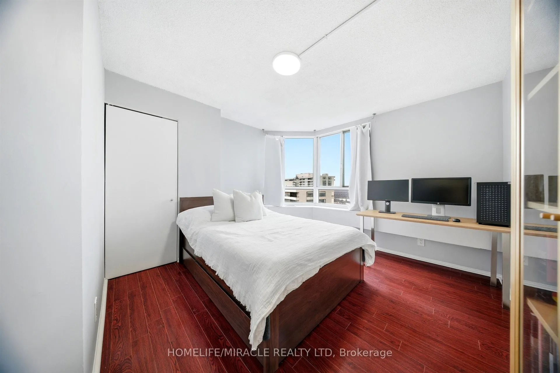 Photo 19 of Unit 1705, 41 Markbrook Lane, Etobicoke, Mount Olive-Silverstone-Jamestown — HOMEH