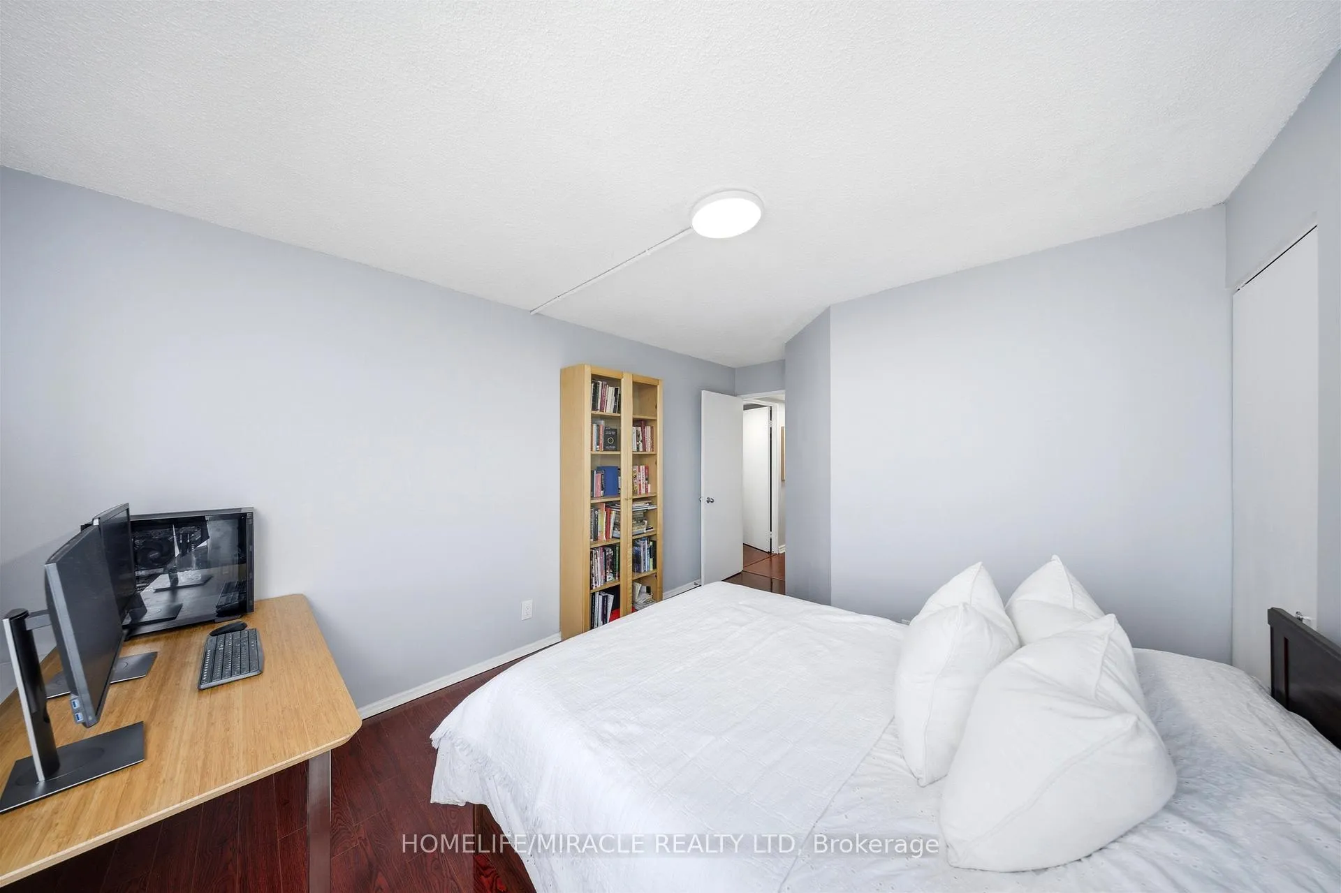 Photo 20 of Unit 1705, 41 Markbrook Lane, Etobicoke, Mount Olive-Silverstone-Jamestown — HOMEH