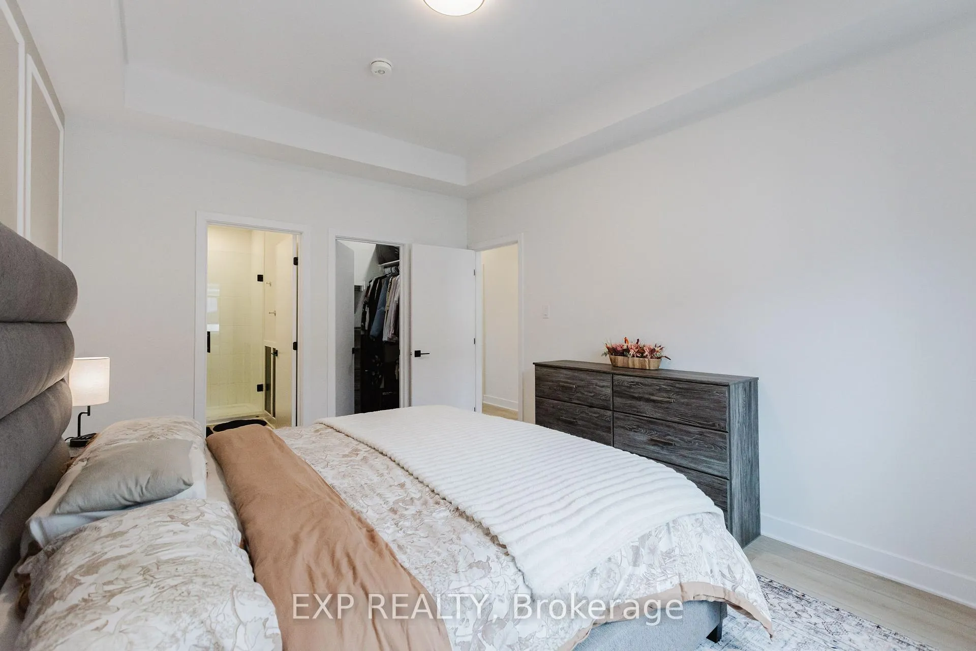 Photo 21 of 506 gravity Private, Ottawa, Leitrim — HOMEH