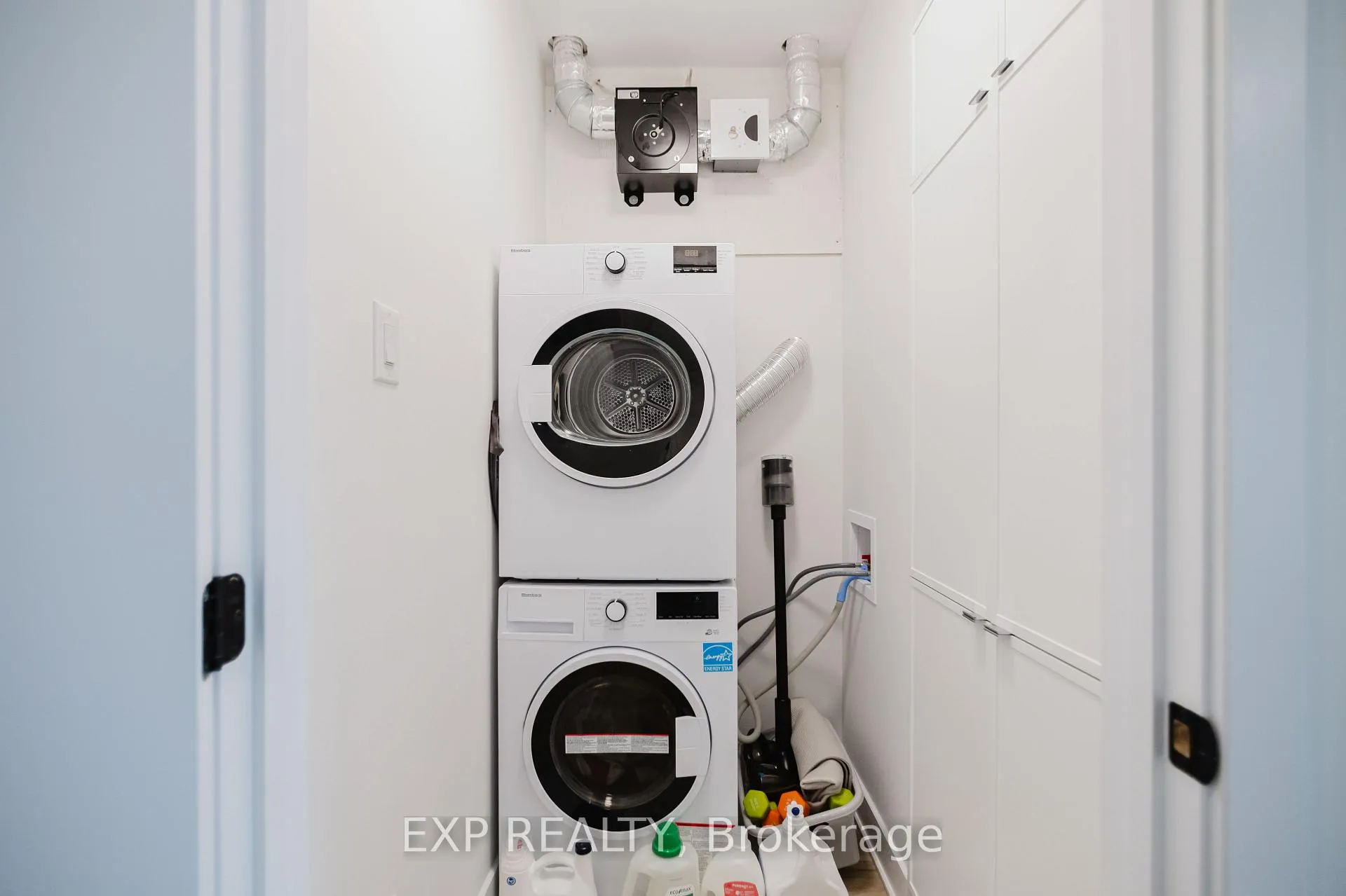 Photo 27 of 506 gravity Private, Ottawa, Leitrim — HOMEH