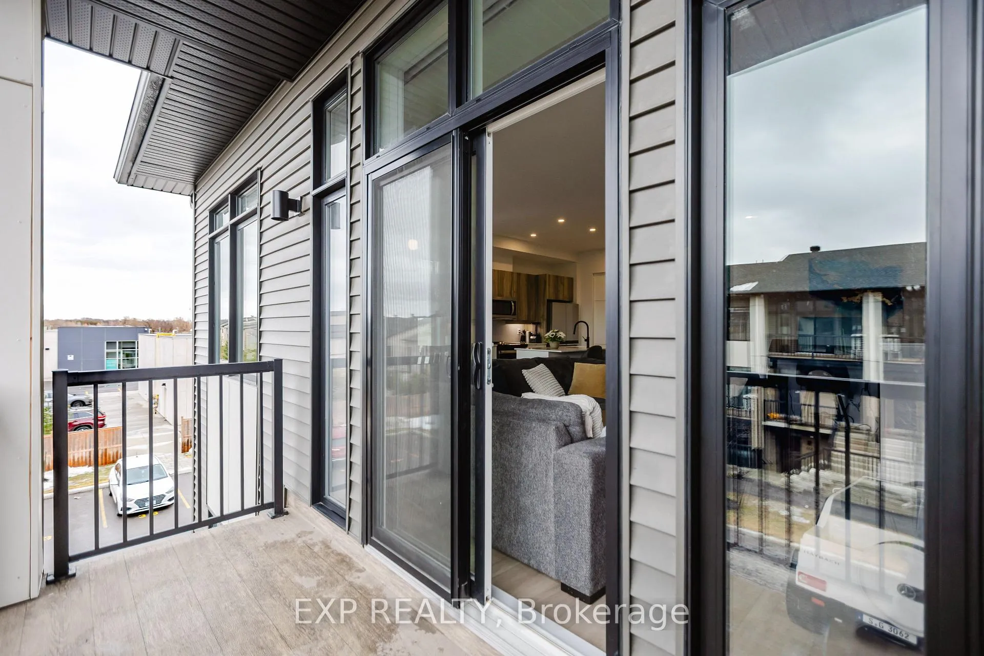 Photo 29 of 506 gravity Private, Ottawa, Leitrim — HOMEH