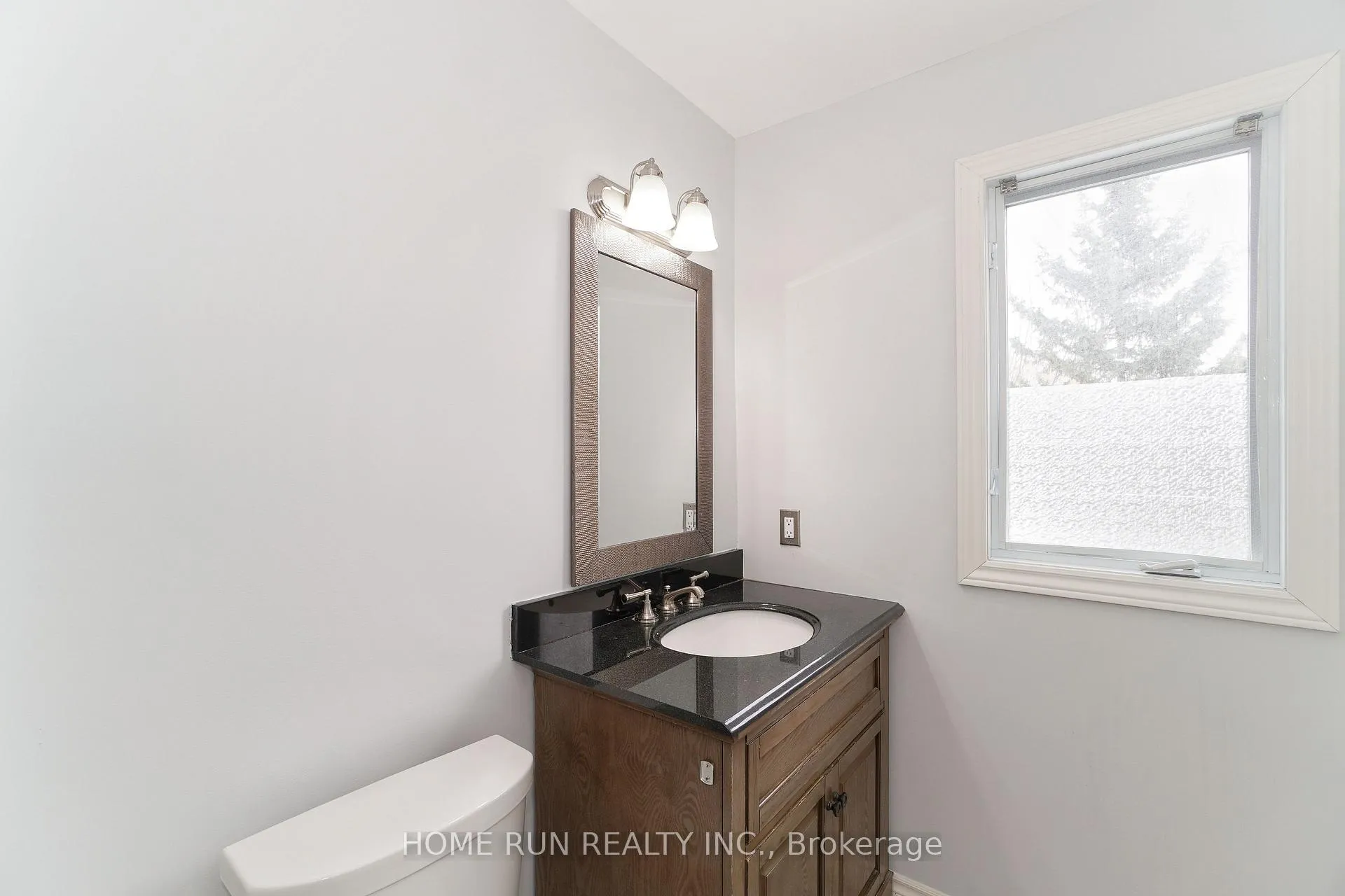 Photo 26 of 129 Hearst Way, Ottawa, Kanata - Katimavik — HOMEH