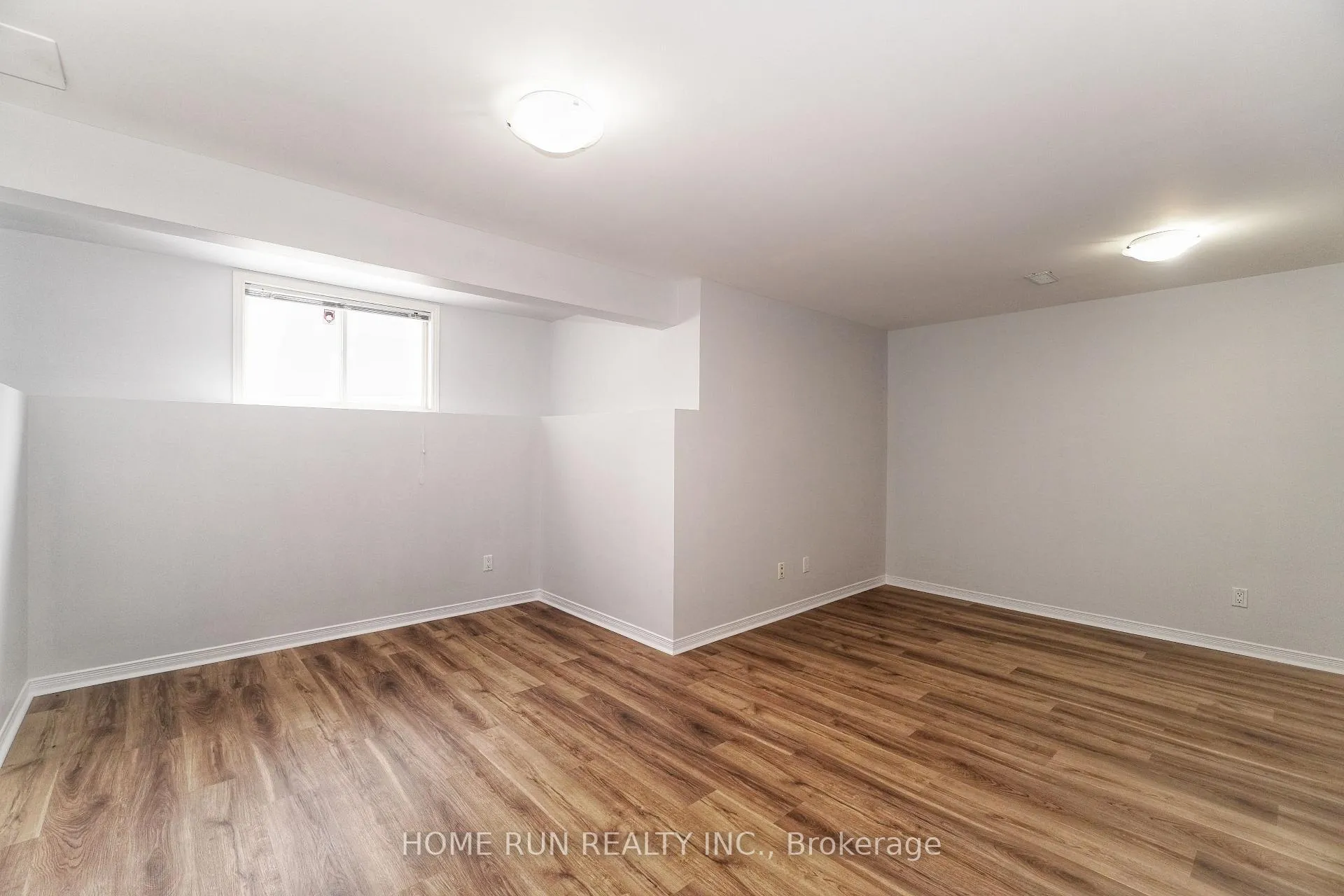 Photo 37 of 129 Hearst Way, Ottawa, Kanata - Katimavik — HOMEH