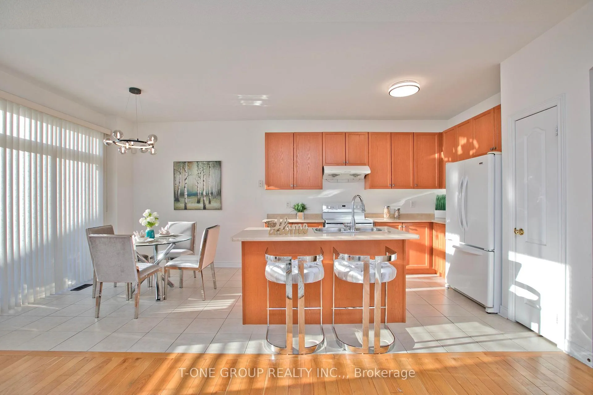 Photo 10 of 32 Alexander Lawrie Avenue, Markham, Wismer — HOMEH