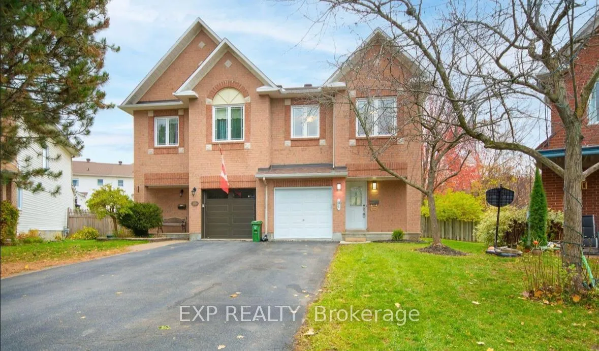 Photo 1 of 61 Flowertree Crescent, Ottawa, Kanata - Emerald Meadows/Trailwest — HOMEH