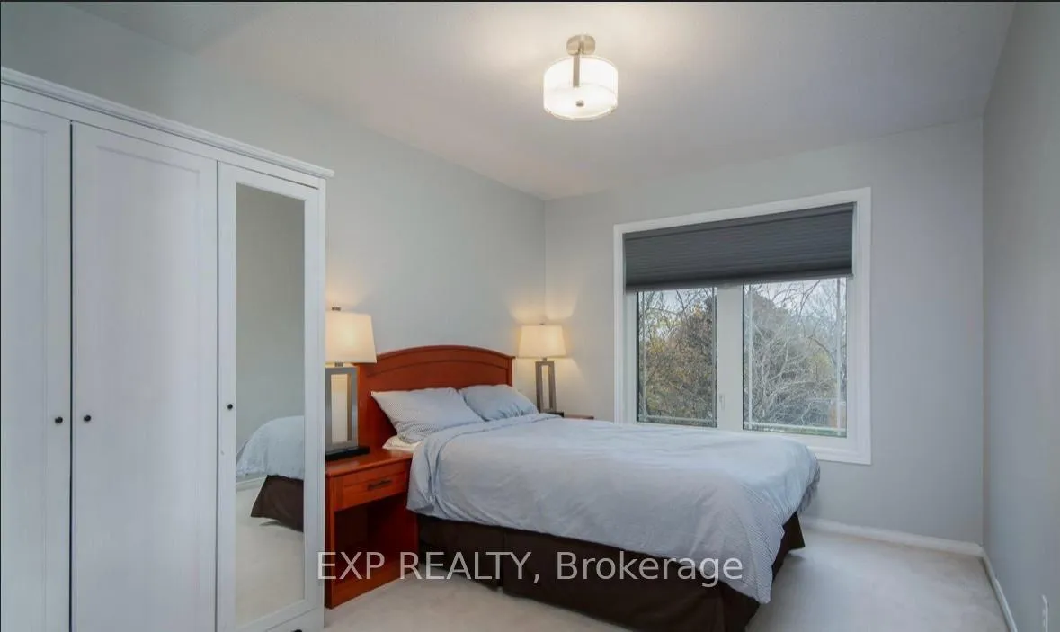 Photo 14 of 61 Flowertree Crescent, Ottawa, Kanata - Emerald Meadows/Trailwest — HOMEH