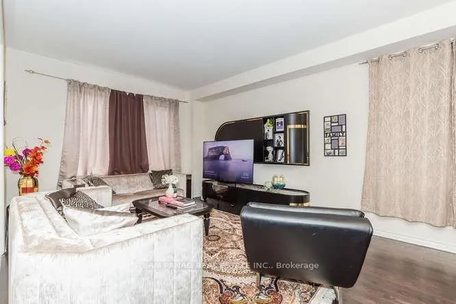 Photo 8 of 45 Averill Road, Brampton, Northwest Brampton — HOMEH