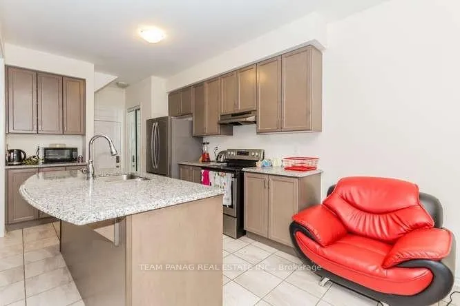 Photo 13 of 45 Averill Road, Brampton, Northwest Brampton — HOMEH