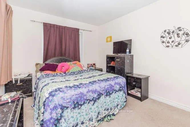 Photo 23 of 45 Averill Road, Brampton, Northwest Brampton — HOMEH