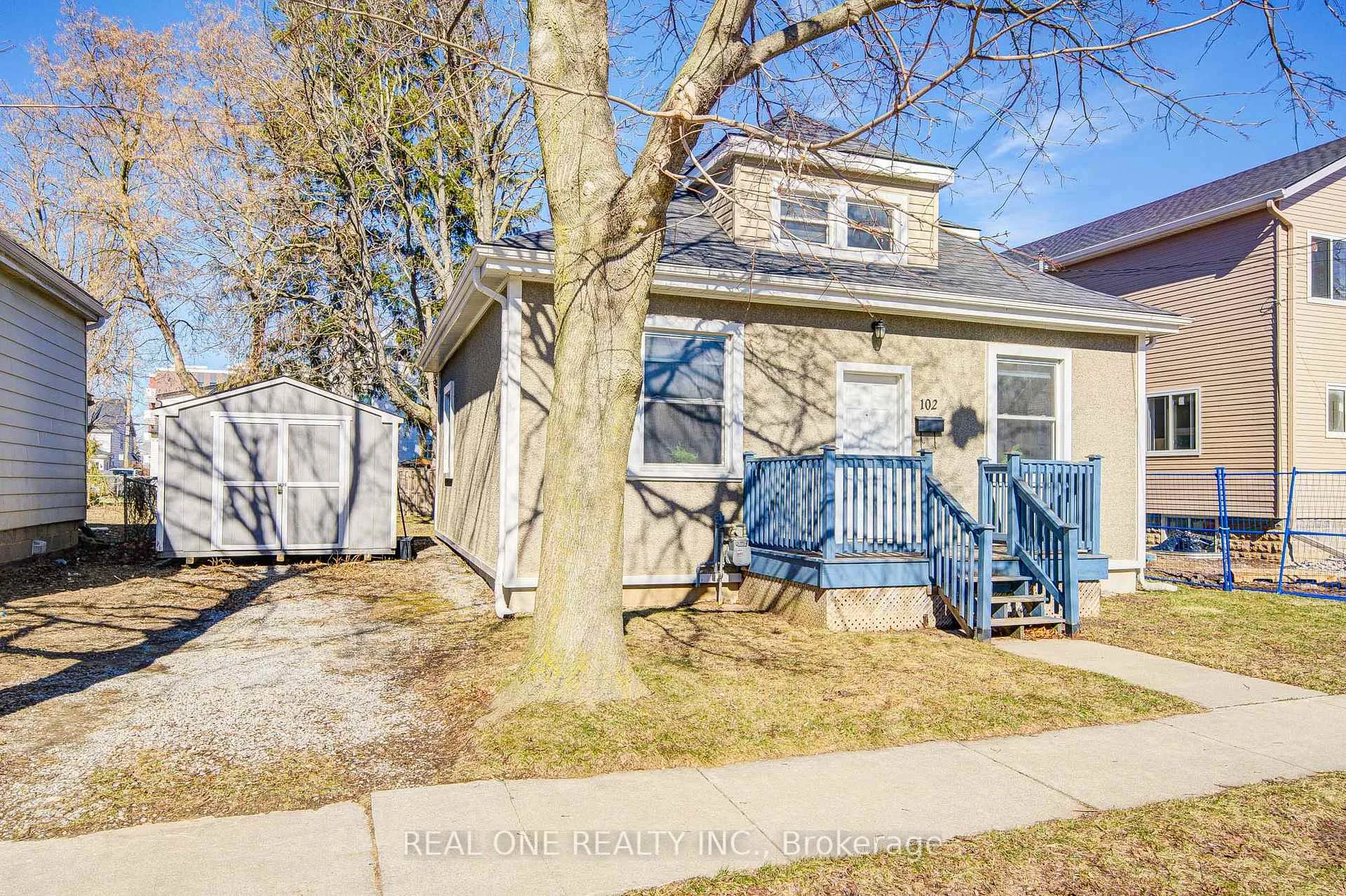 Front of 102 Royal Avenue