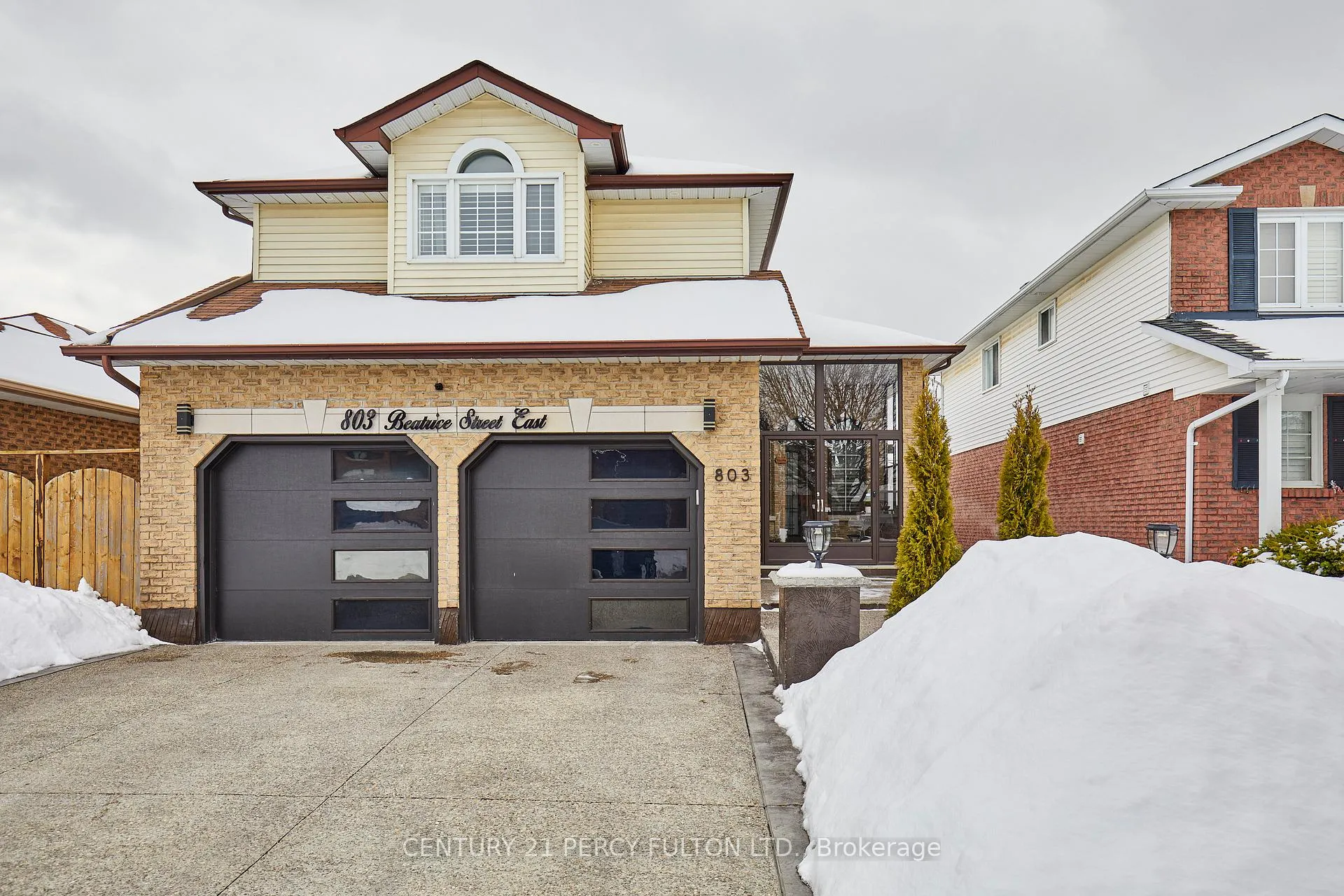 Photo 1 of 803 Beatrice Street E, Oshawa, Pinecrest — HOMEH