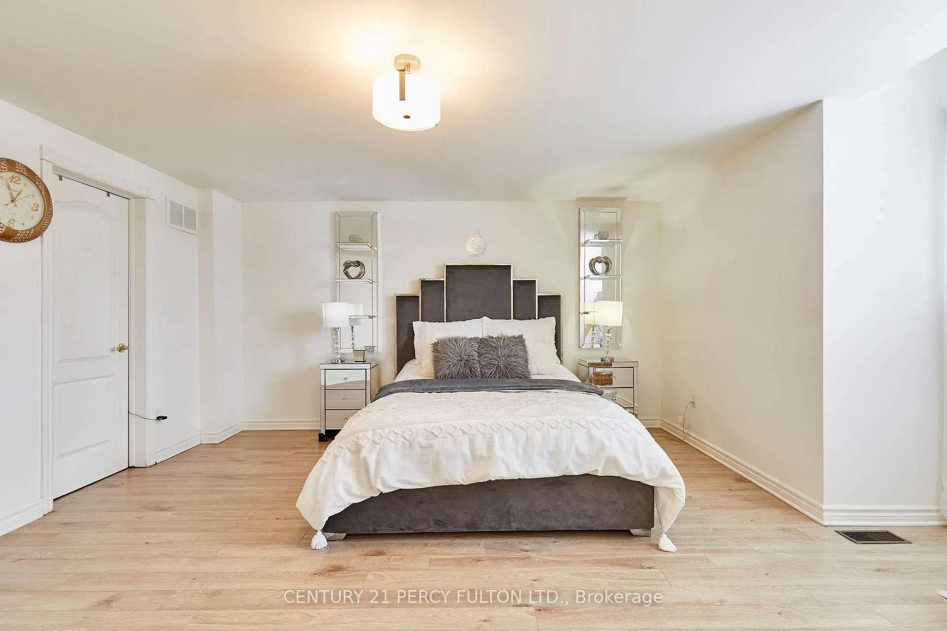 Photo 14 of 803 Beatrice Street E, Oshawa, Pinecrest — HOMEH