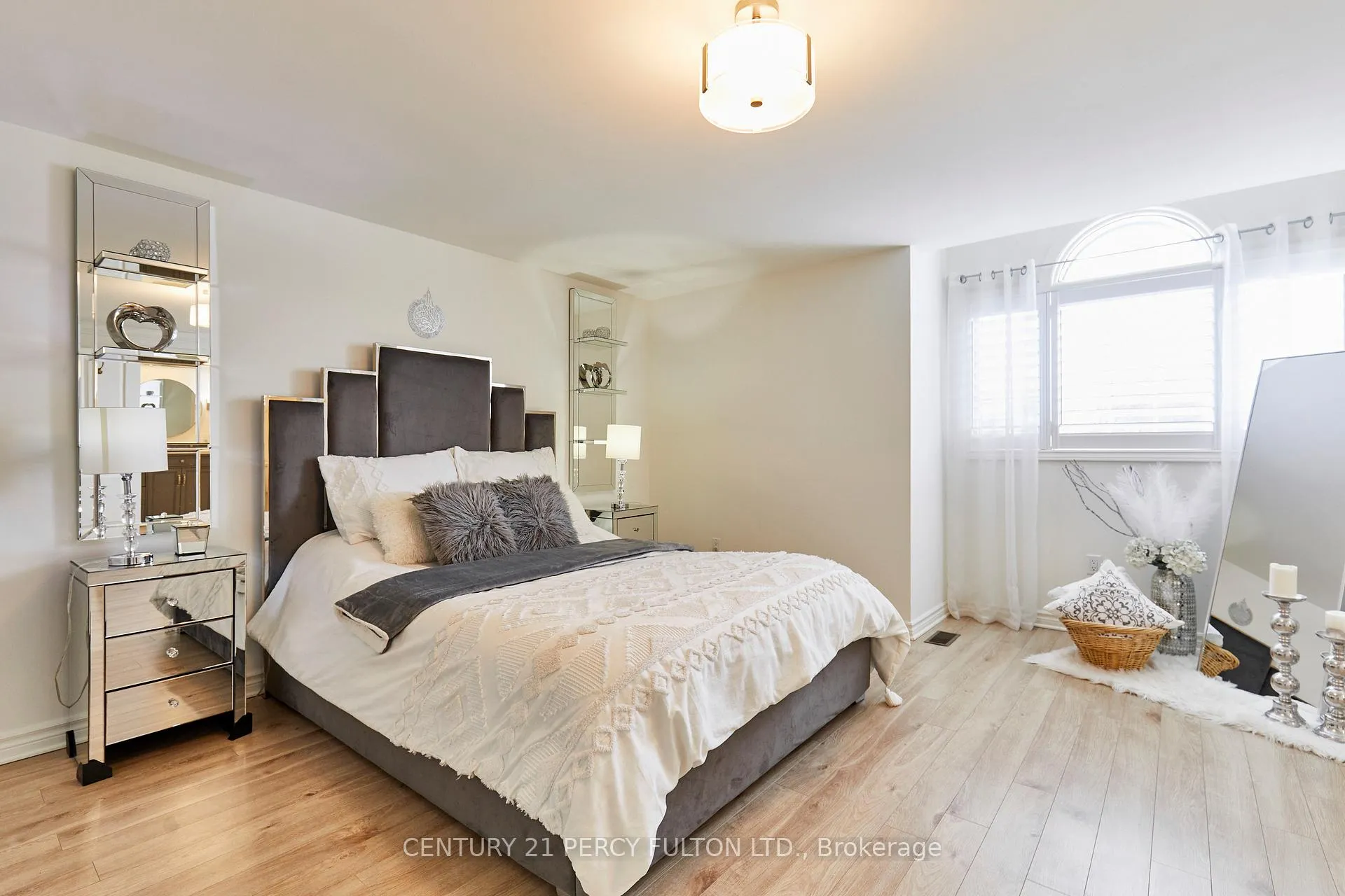 Photo 15 of 803 Beatrice Street E, Oshawa, Pinecrest — HOMEH