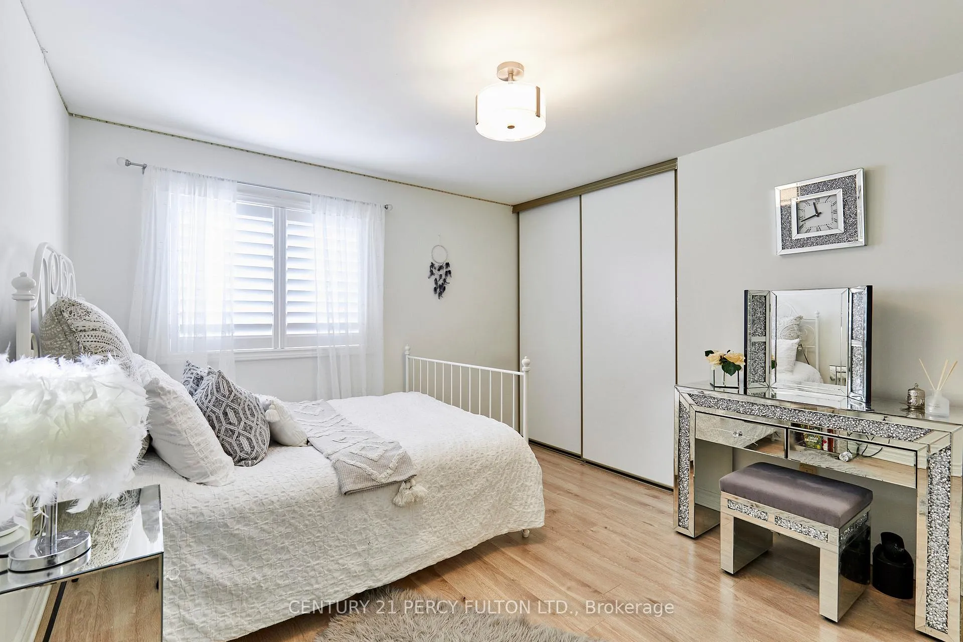 Photo 23 of 803 Beatrice Street E, Oshawa, Pinecrest — HOMEH