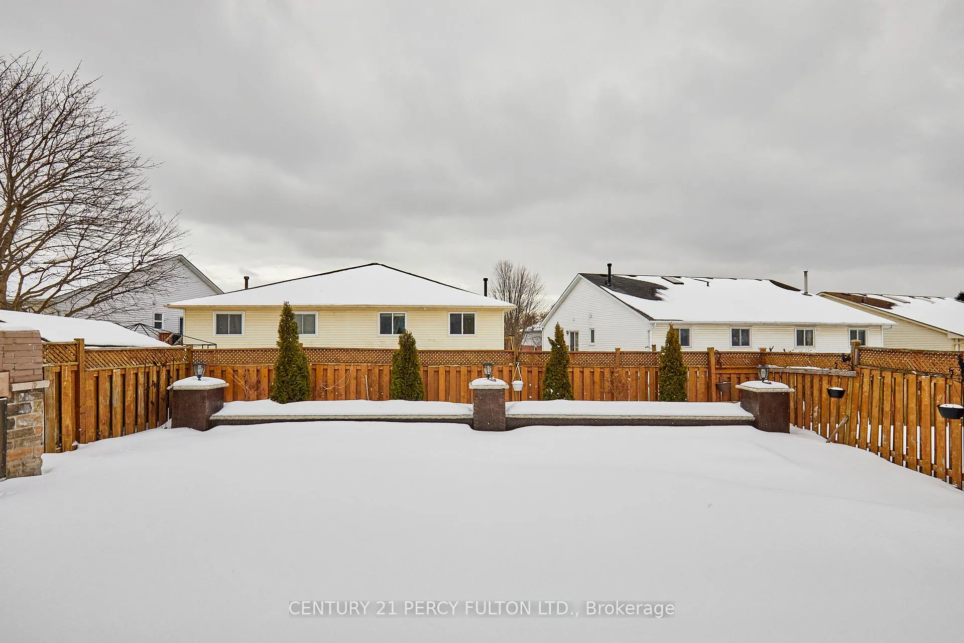 Photo 29 of 803 Beatrice Street E, Oshawa, Pinecrest — HOMEH