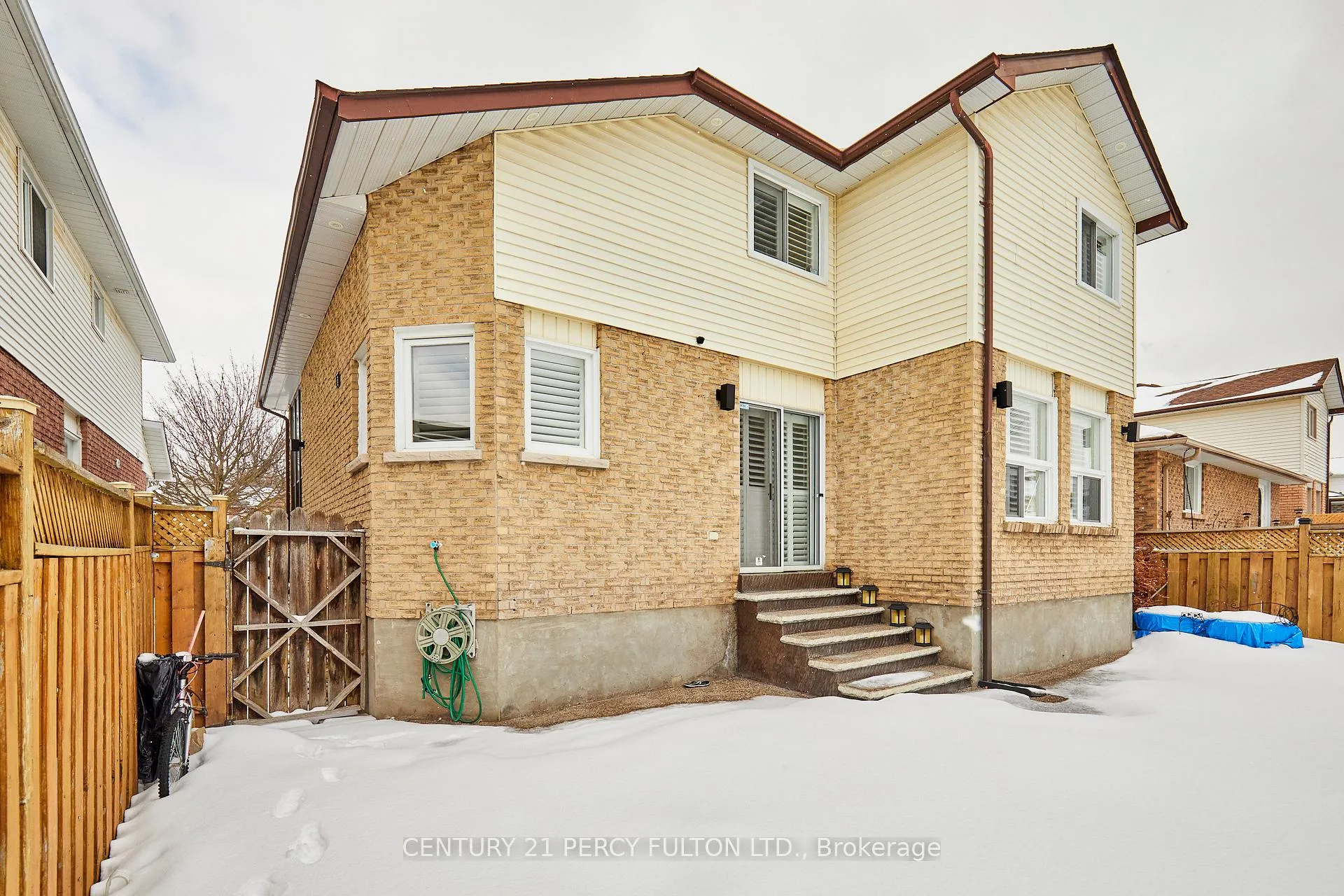 Photo 31 of 803 Beatrice Street E, Oshawa, Pinecrest — HOMEH