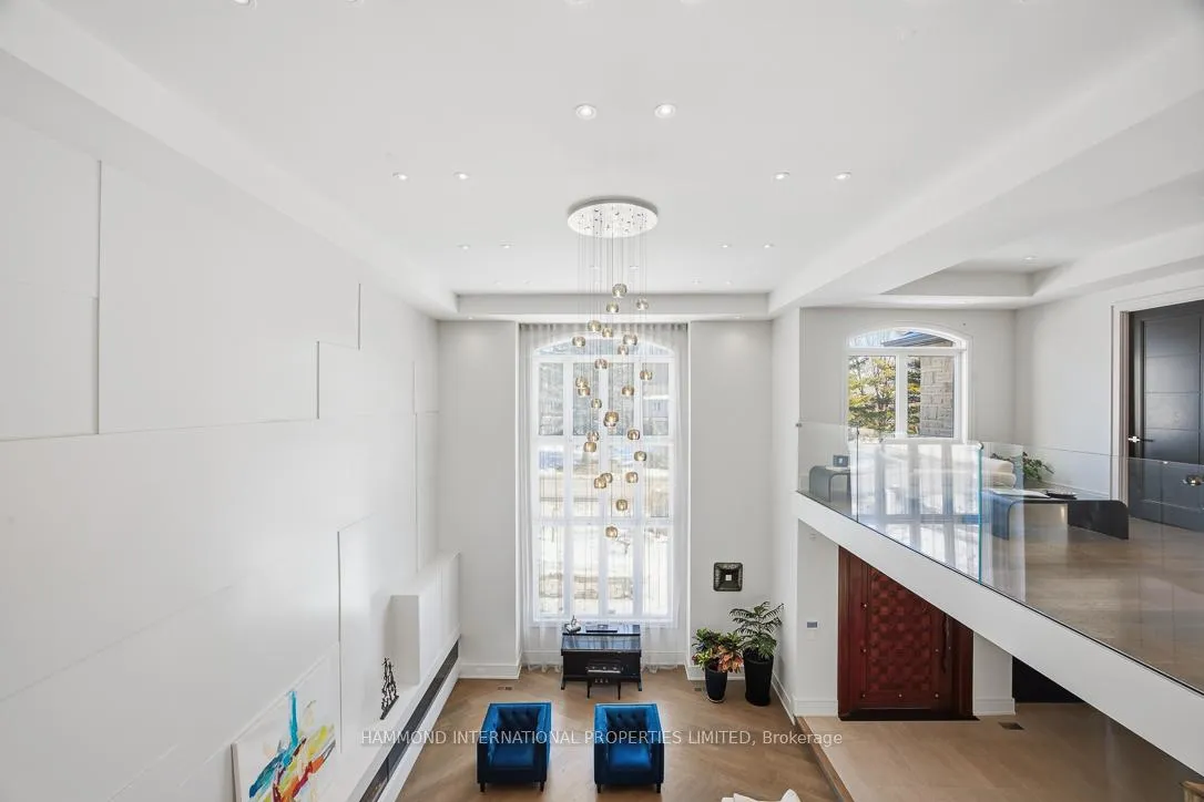Photo 18 of 42 Laureleaf Road, Markham, Bayview Glen — HOMEH