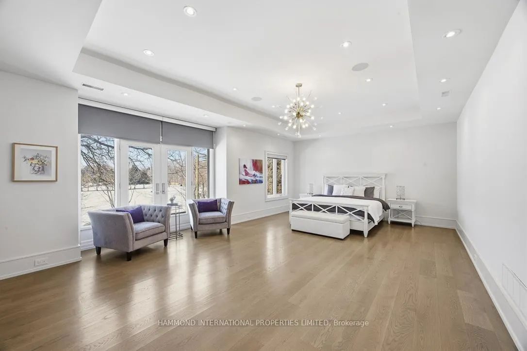 Photo 19 of 42 Laureleaf Road, Markham, Bayview Glen — HOMEH